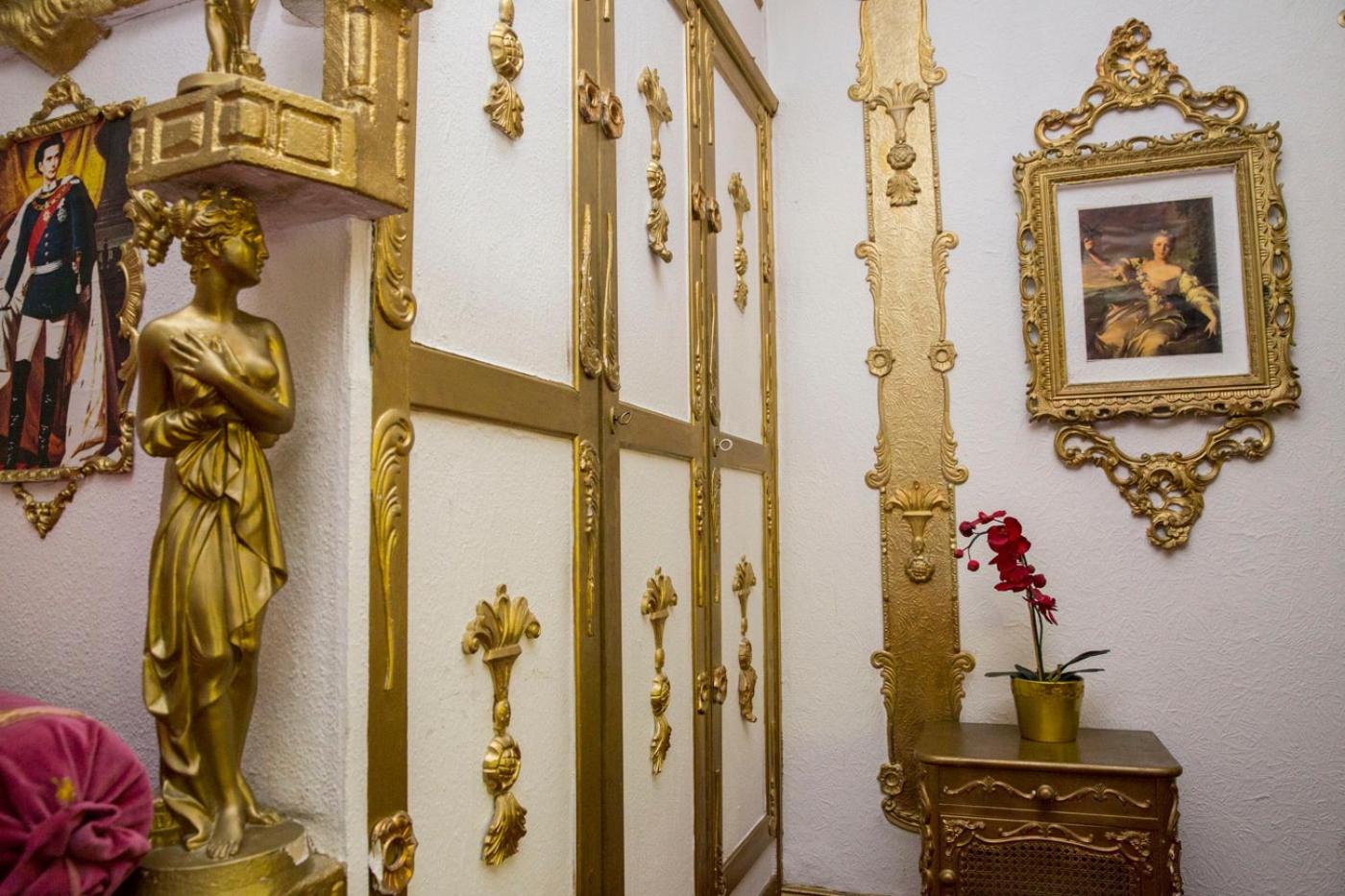 Luxury Triple Room "Royal Room" photo 3