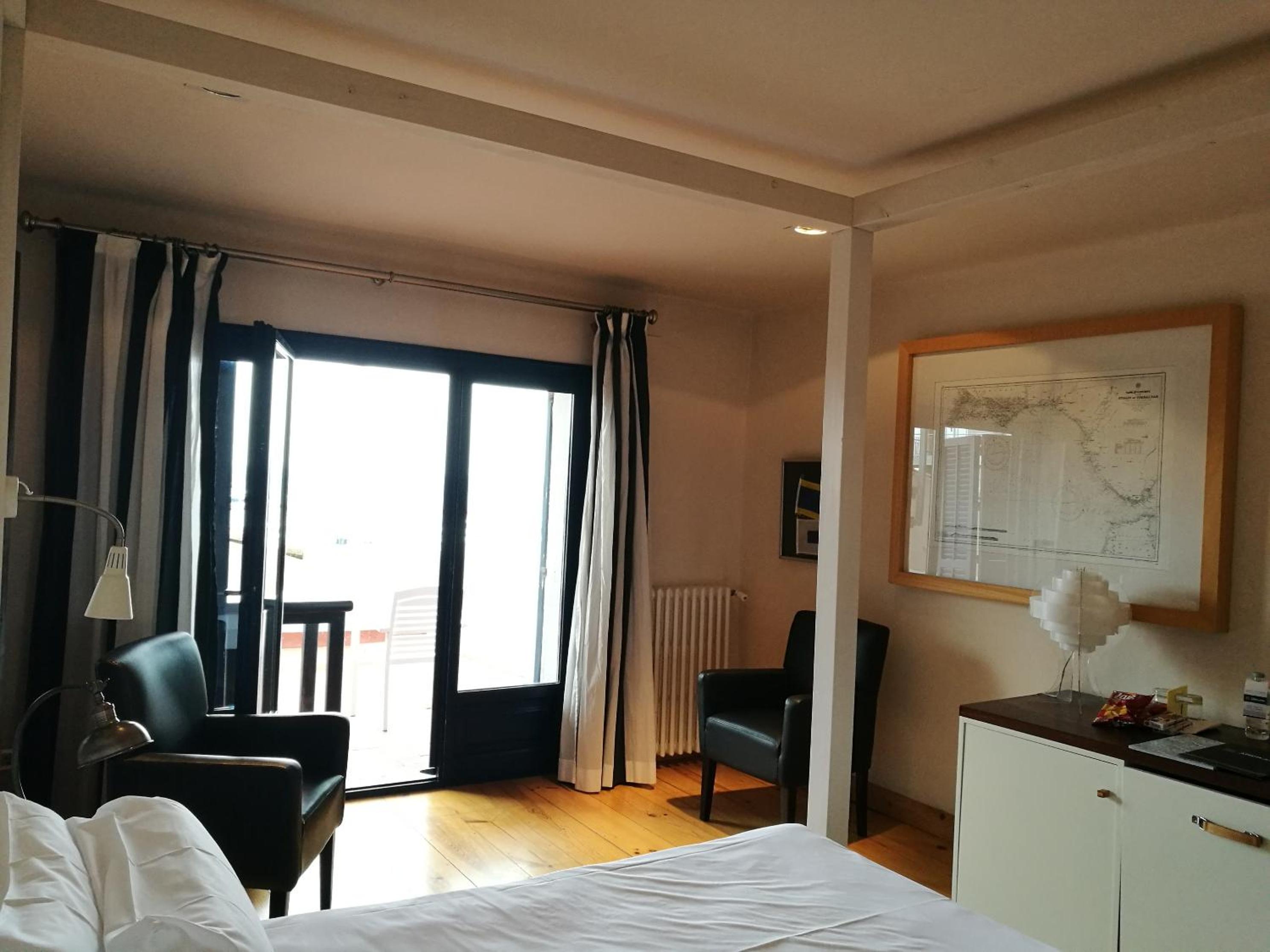 Superior Double Room with Sea View - Photo 1