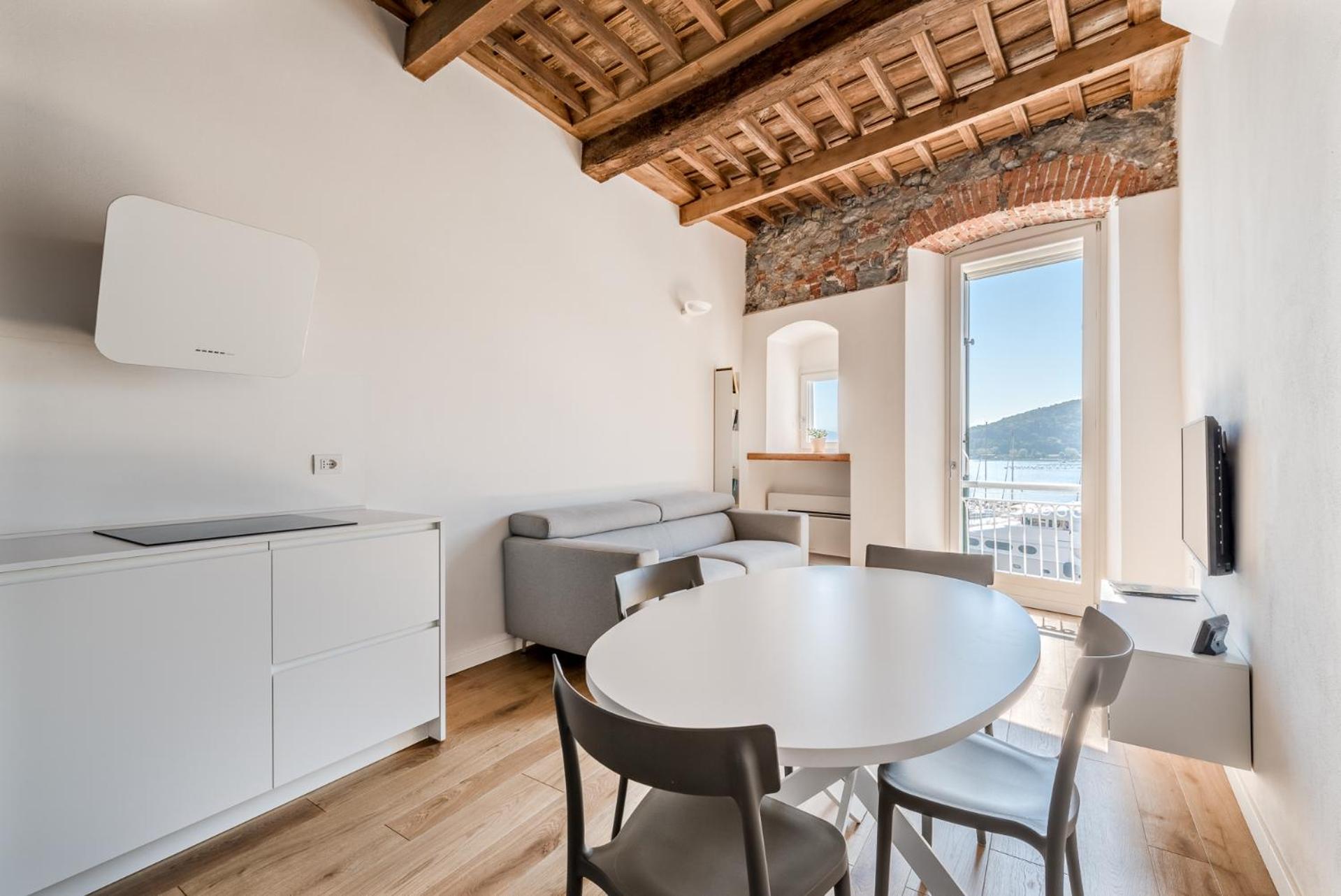 Apartment with Sea View photo 1
