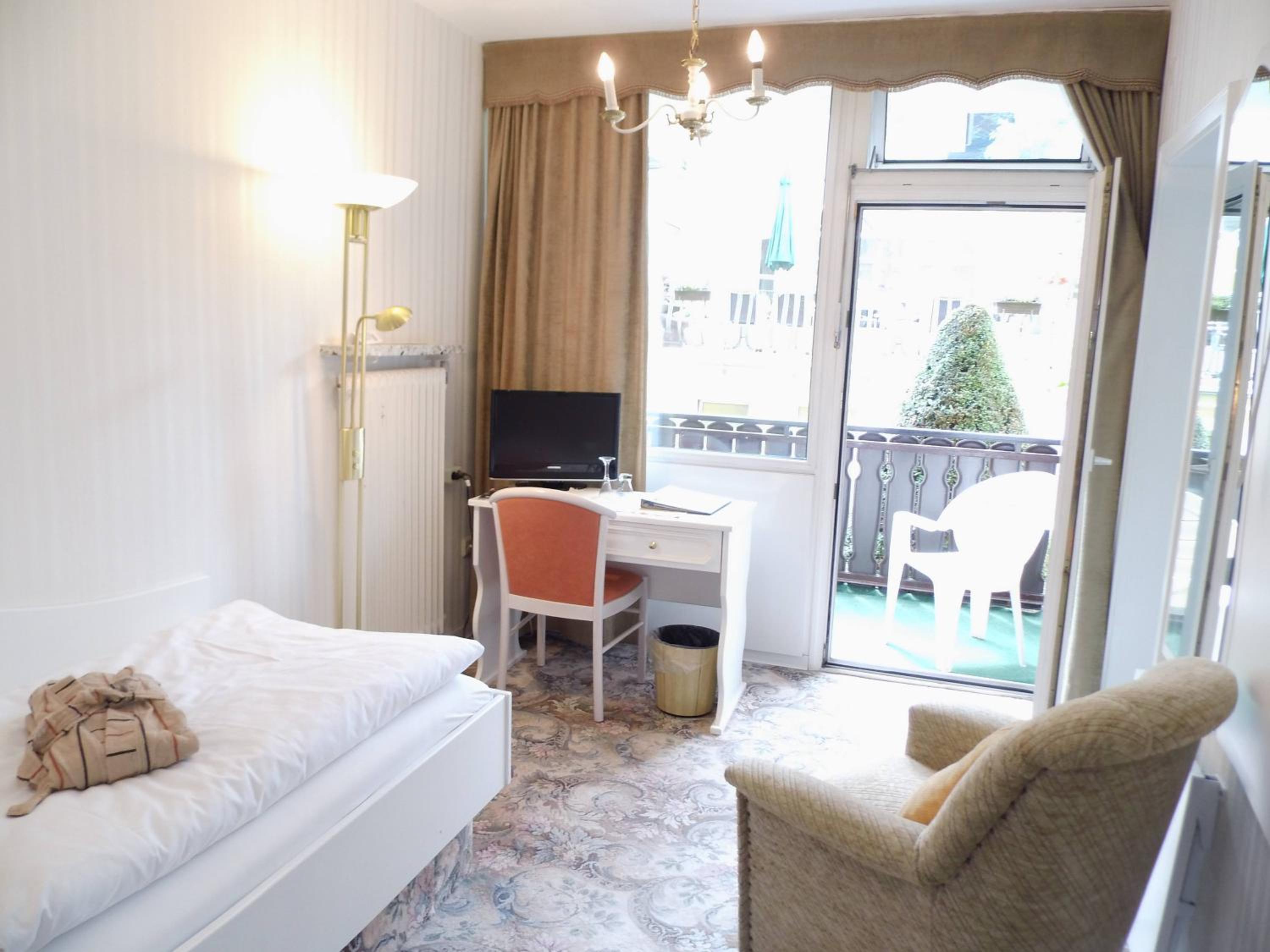 Comfort Single Room with Balcony