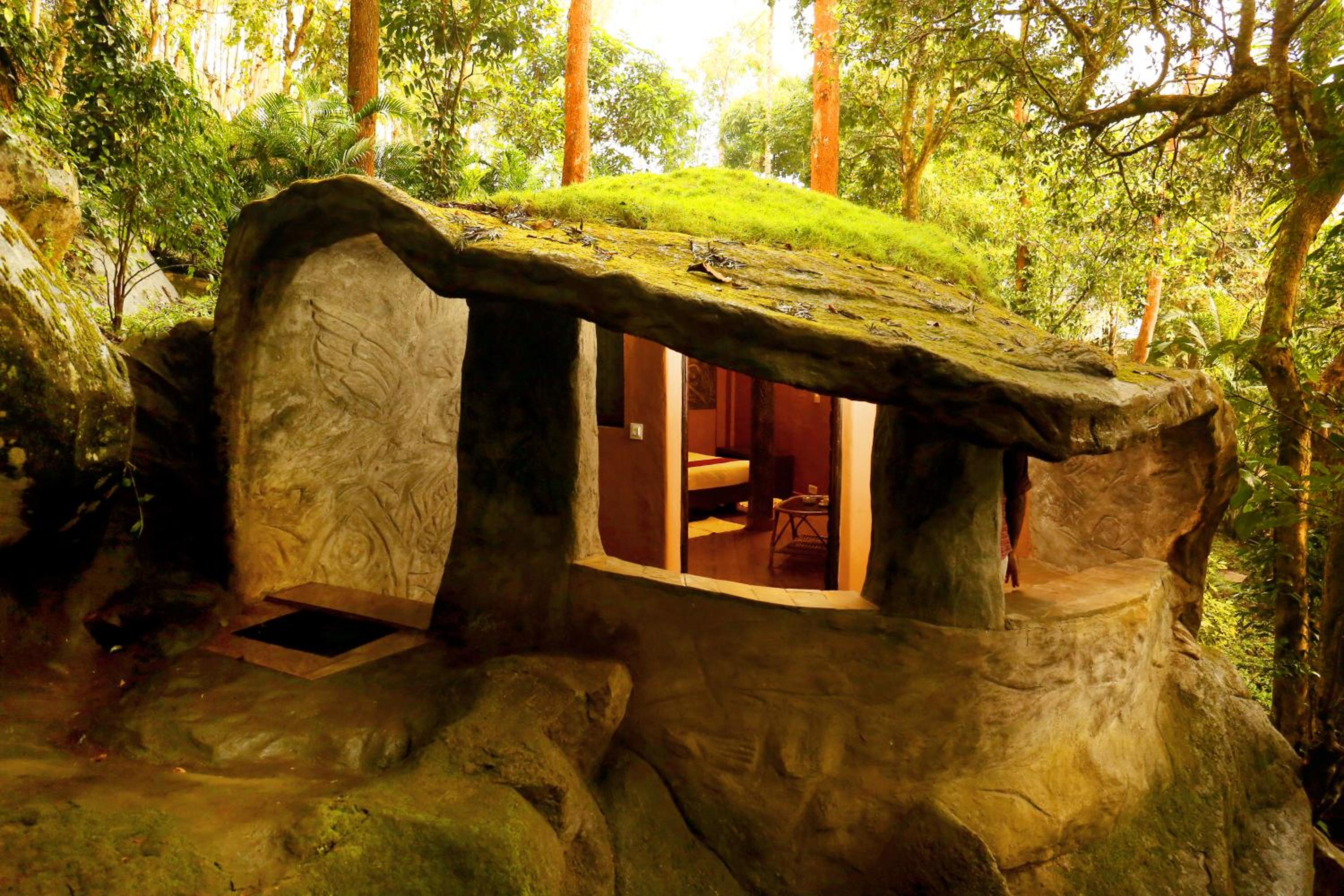 Solitude Mud Cave - Photo 4