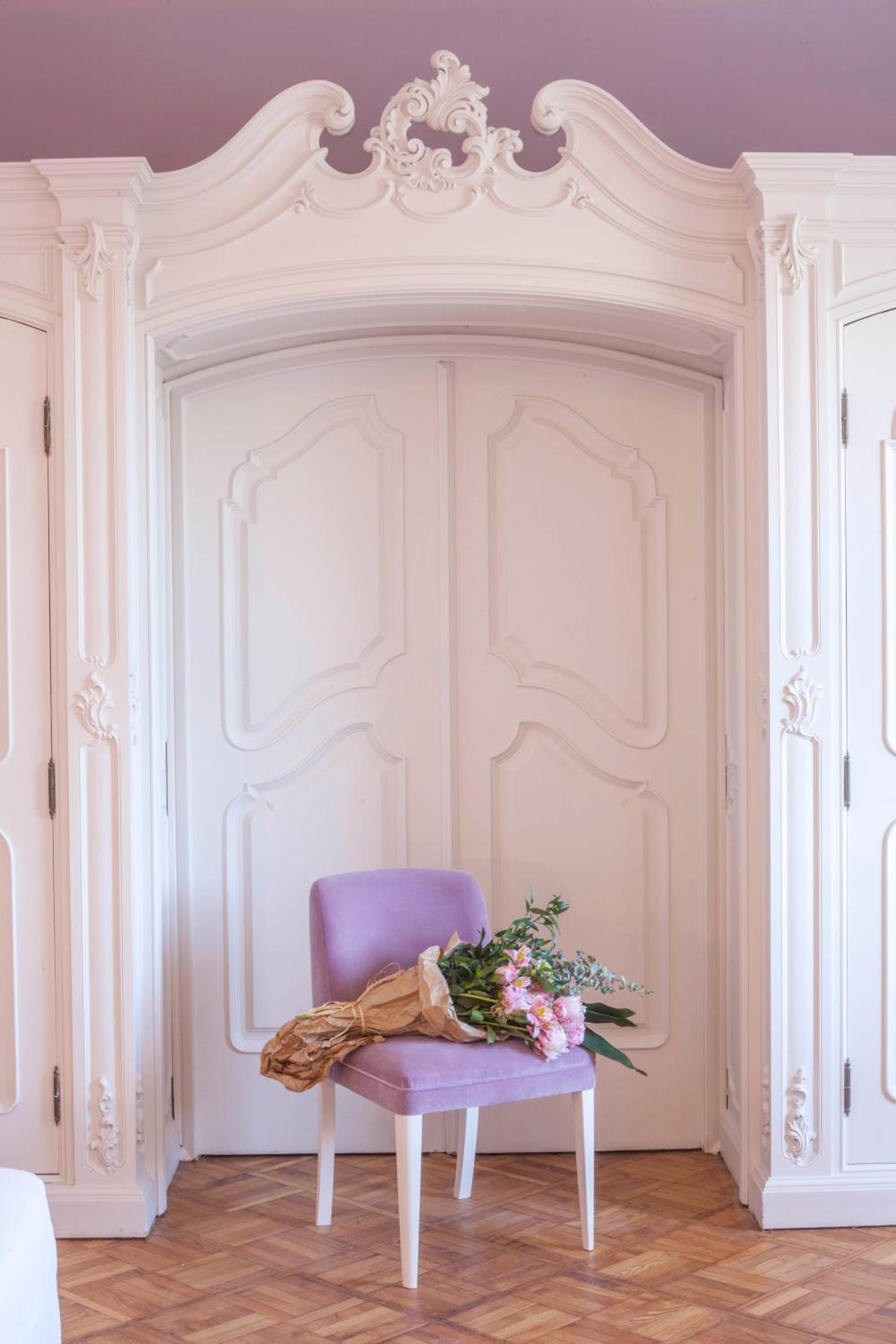 Executive Suite - Photo 9