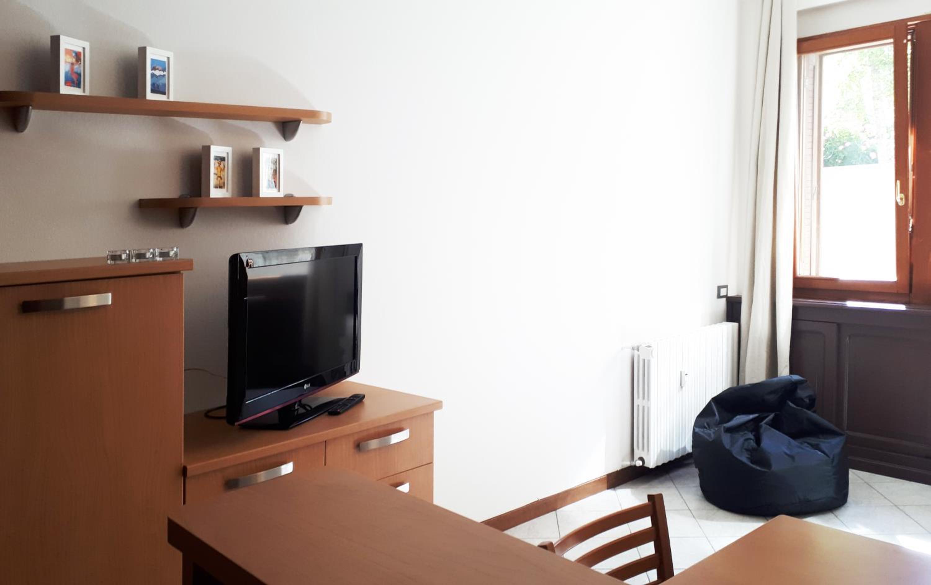 Apartment photo 1