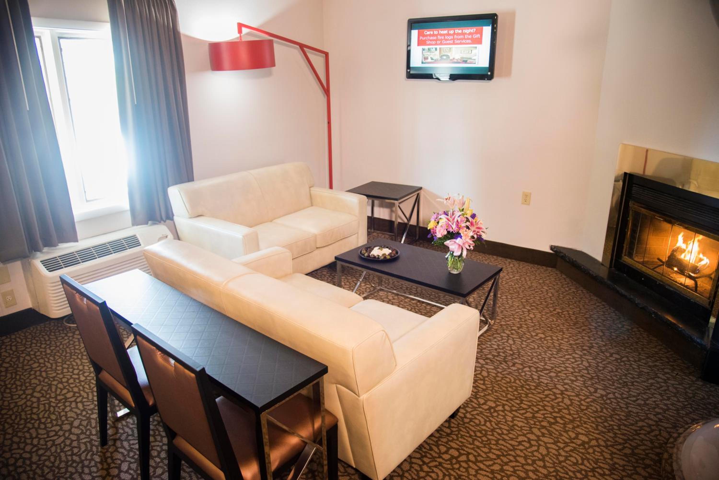 Champagne Tower Suite  - Photo 1