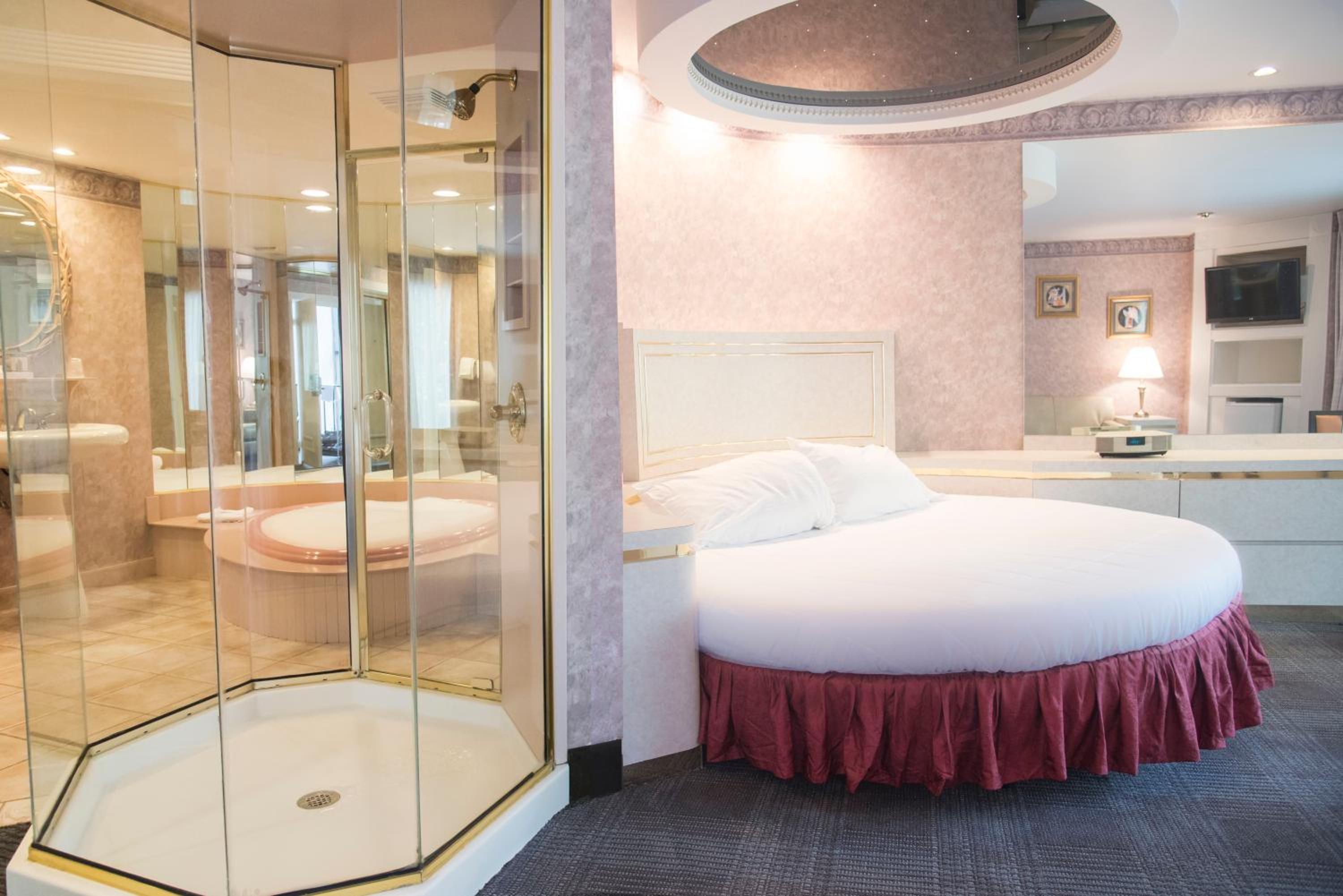 Harbour Tower Suite  photo 2