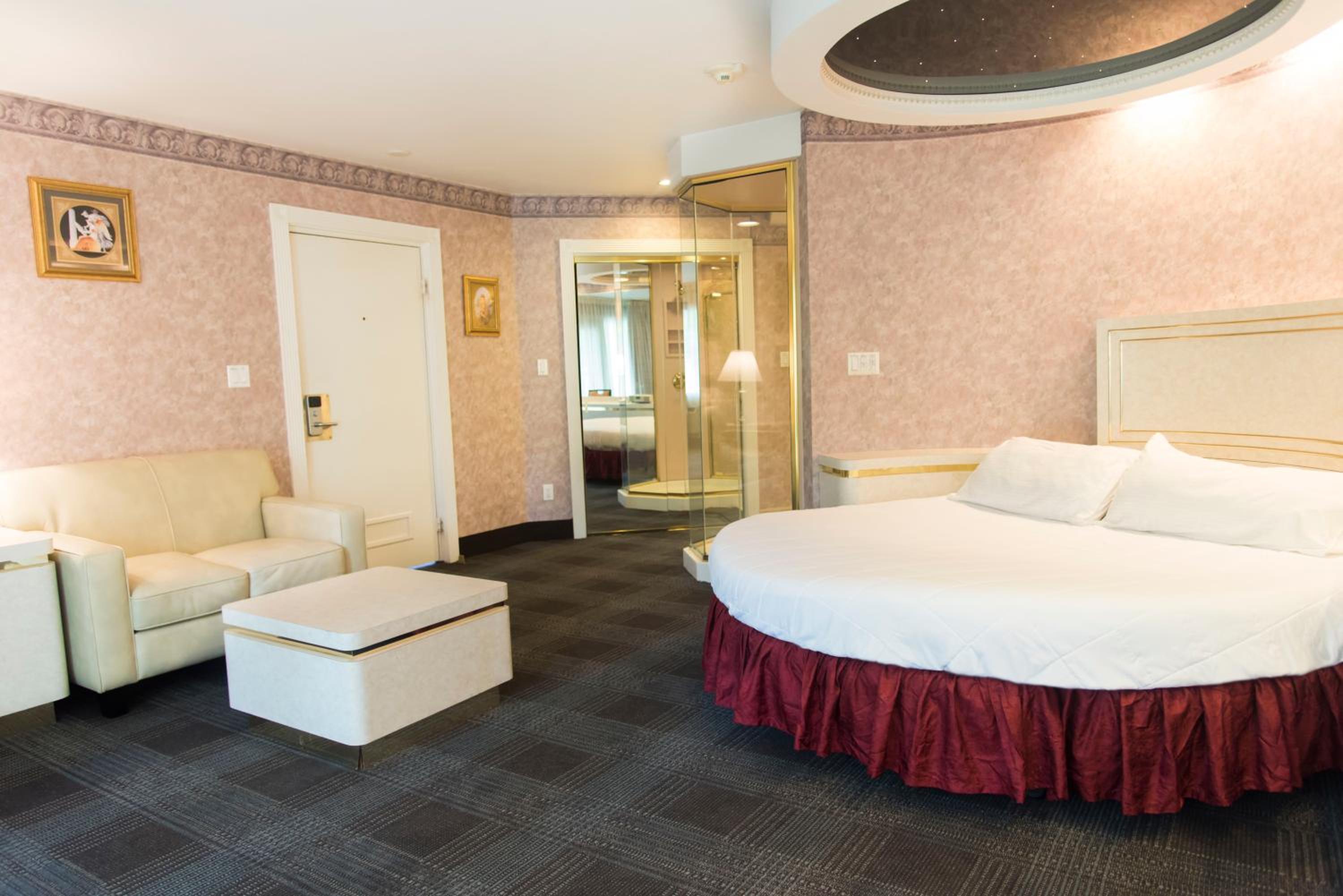 Harbour Tower Suite  photo 1
