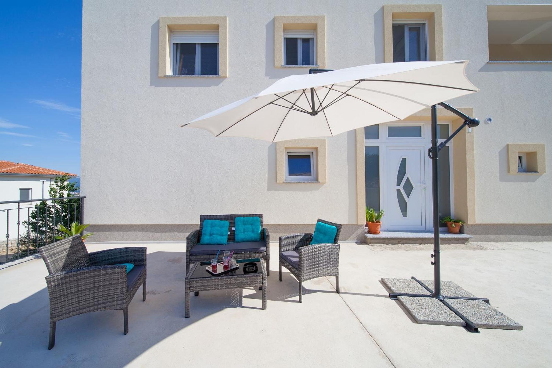 One-Bedroom Apartment - Photo 10