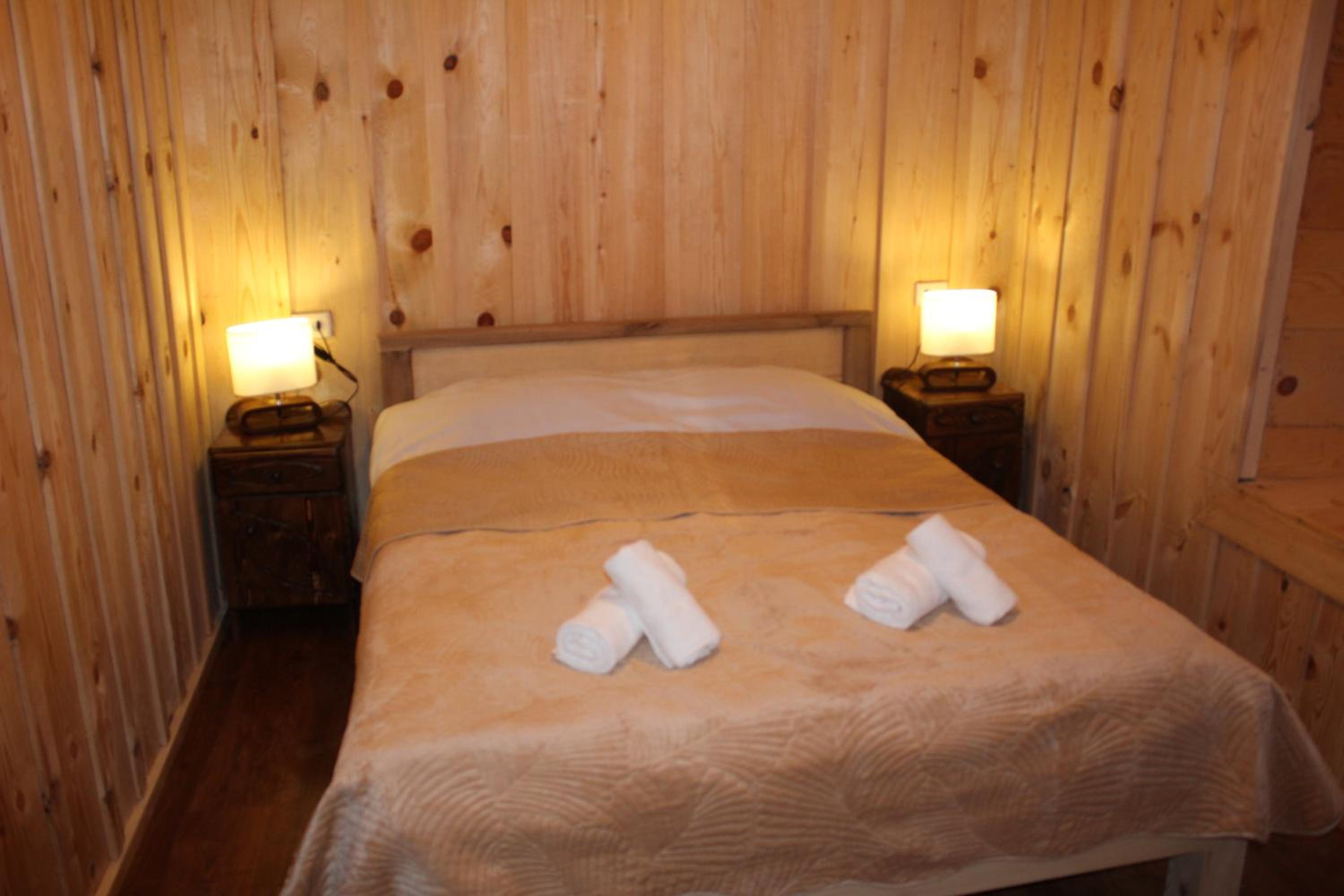 Double Room with Private Bathroom - Photo 1