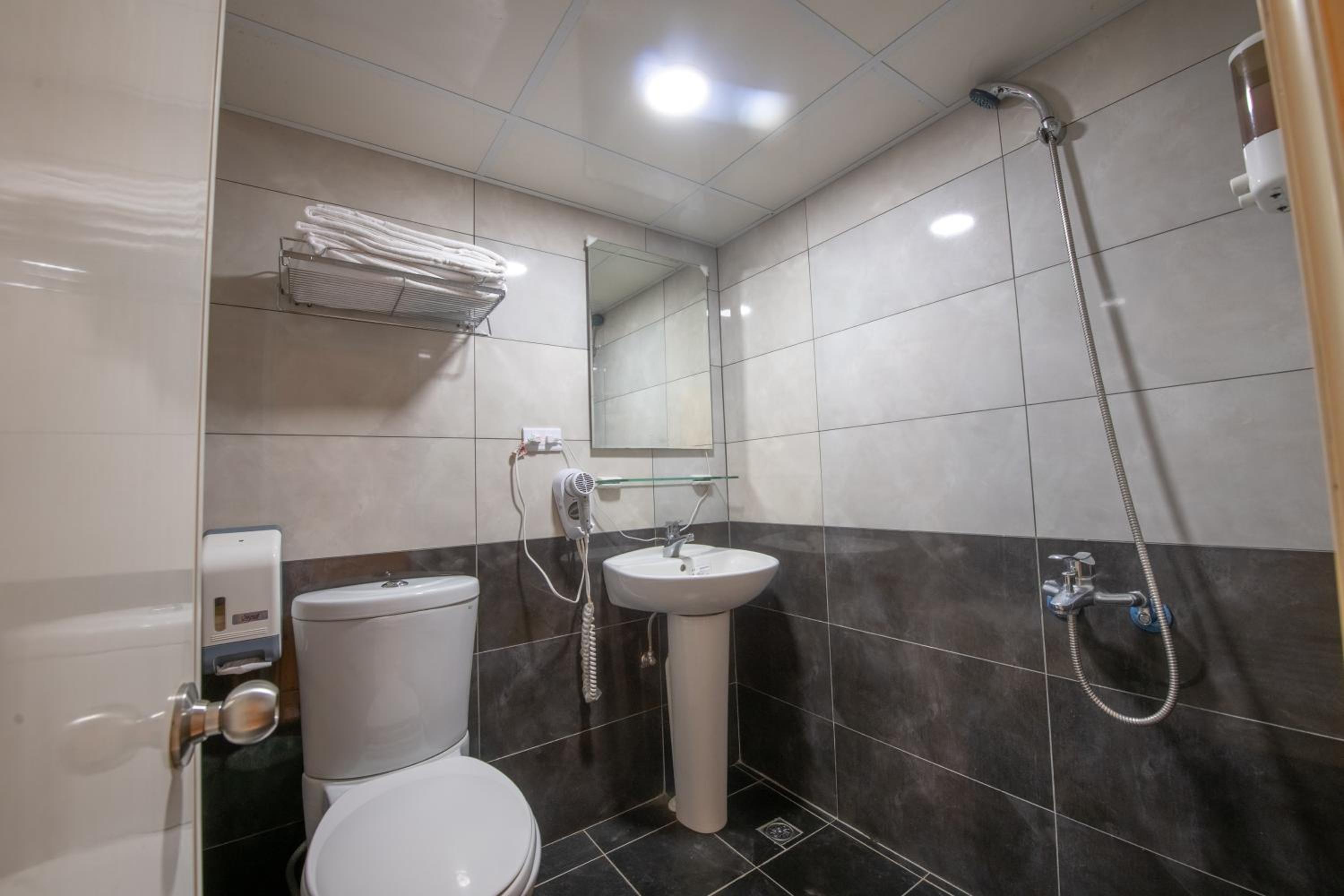 Standard Triple Room photo 2