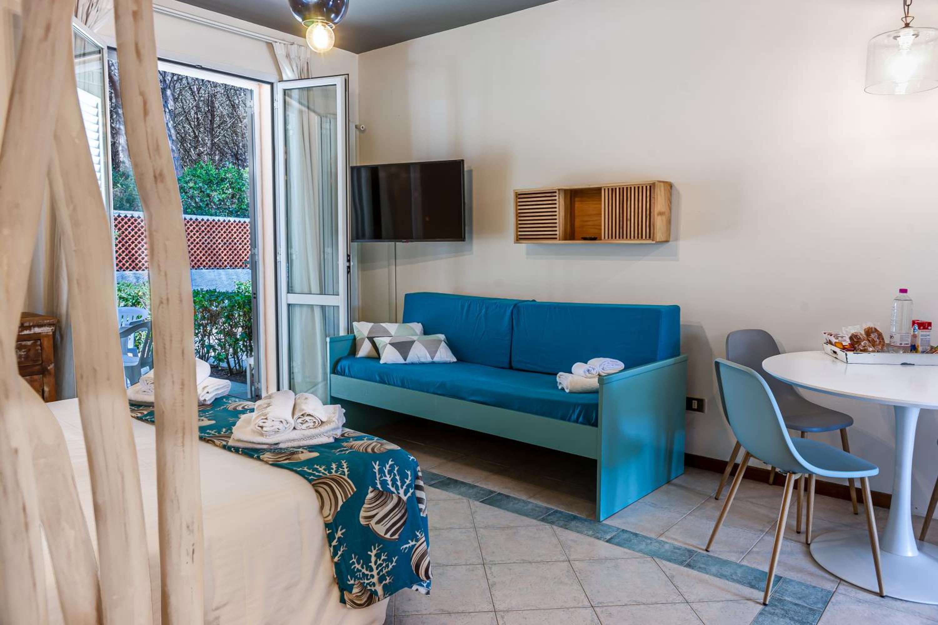 Studio Apartment
