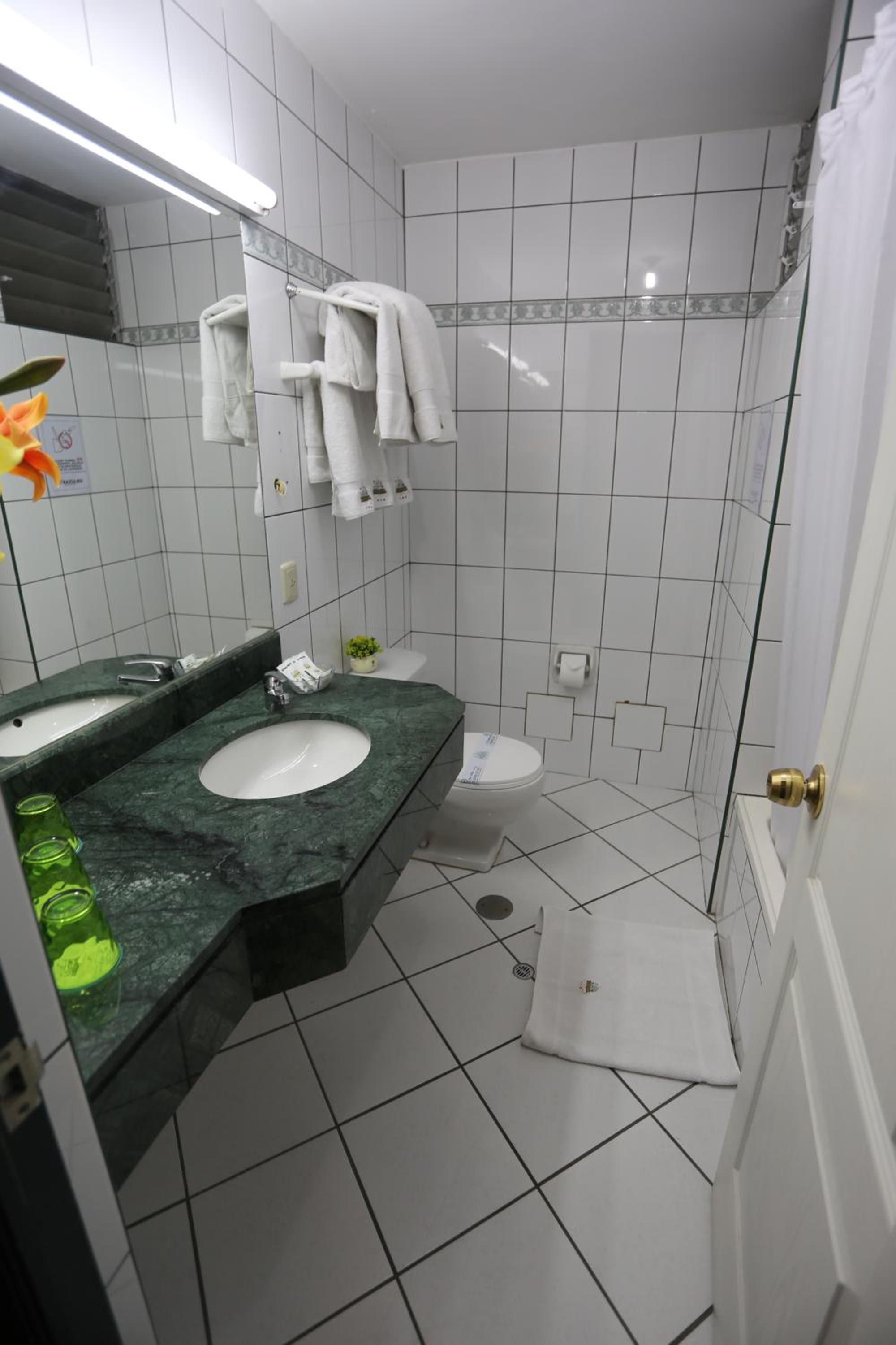 Triple Room photo 2