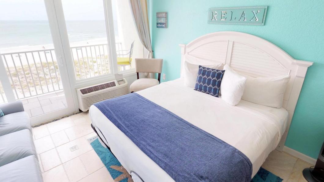 Executive King Ocean View - 403 - Photo 1