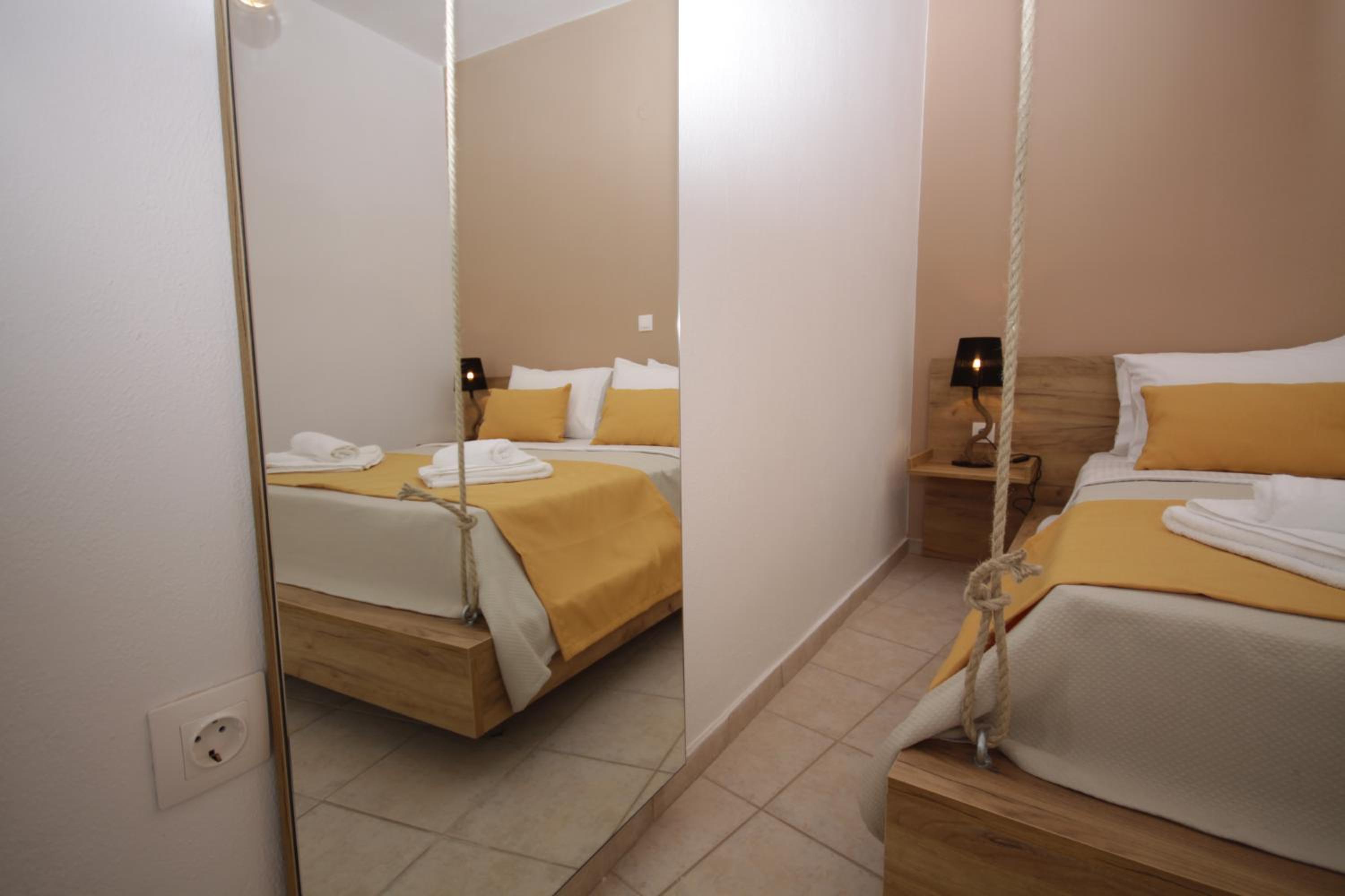 Standard Double Room photo 3
