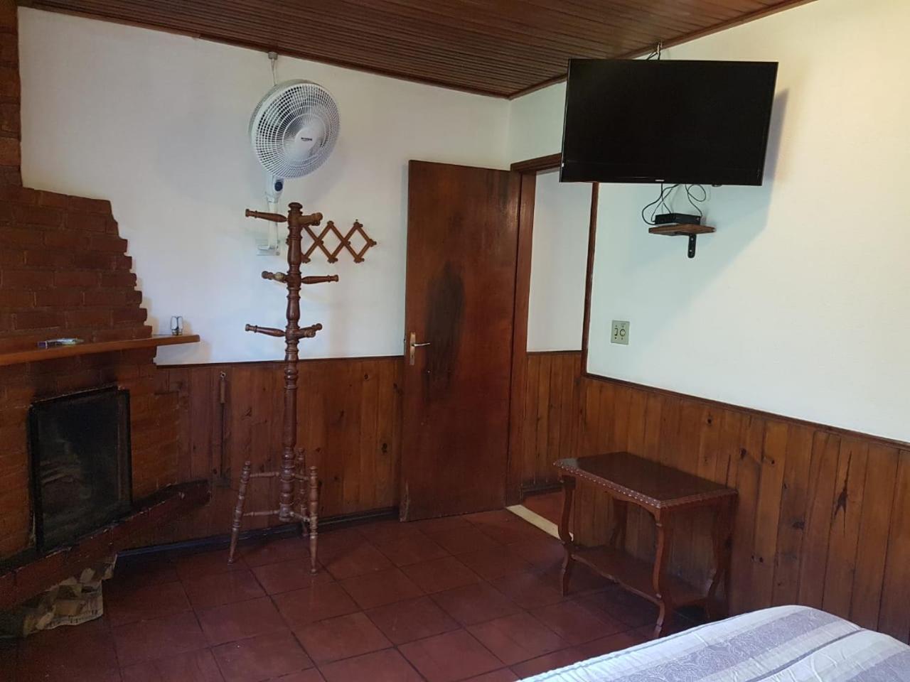 Standard Chalet (2 Adults) photo 1