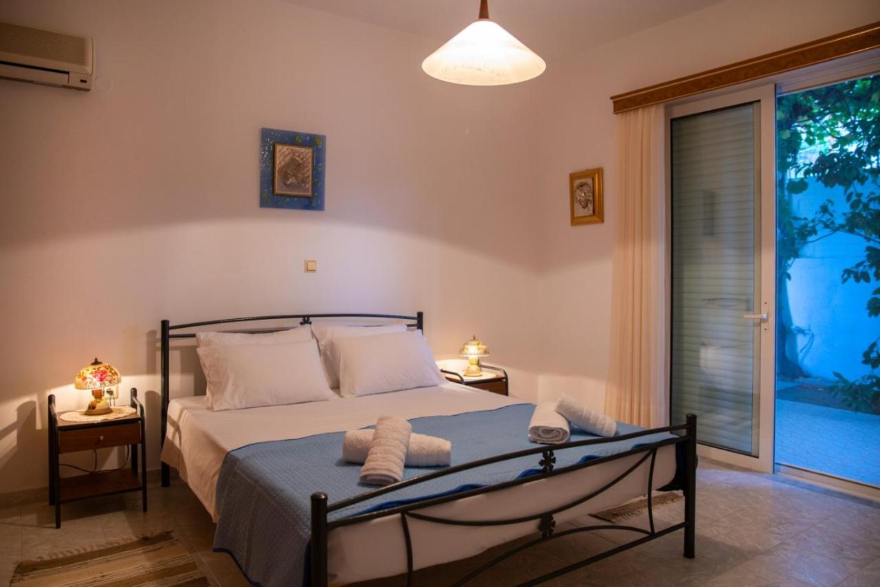 Two-Bedroom Apartment with Terrace and Sea View (Melathron 3)