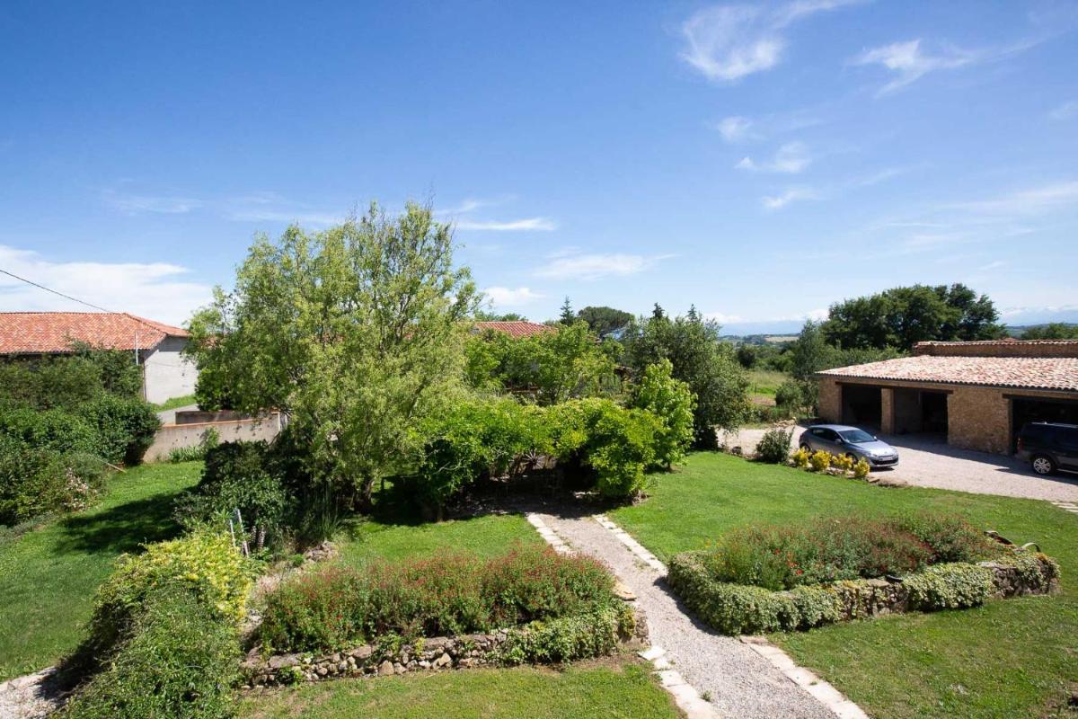Villa photo 2