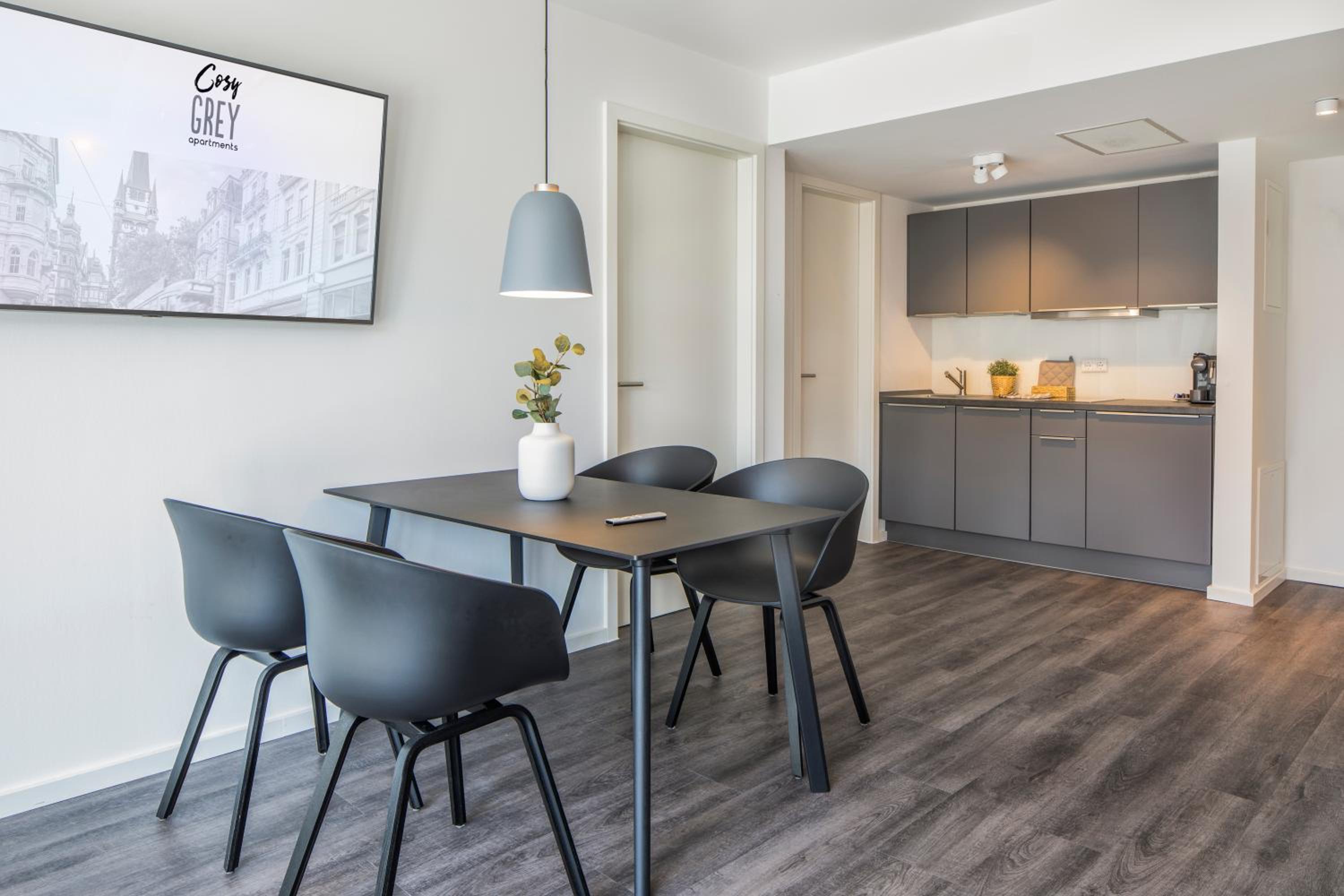 apartment cozy gray 'comfort - double' - Photo 6