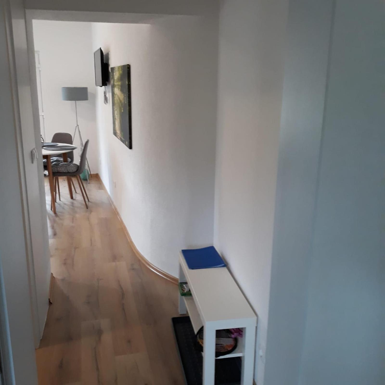 Apartment with Mountain View - Photo 3