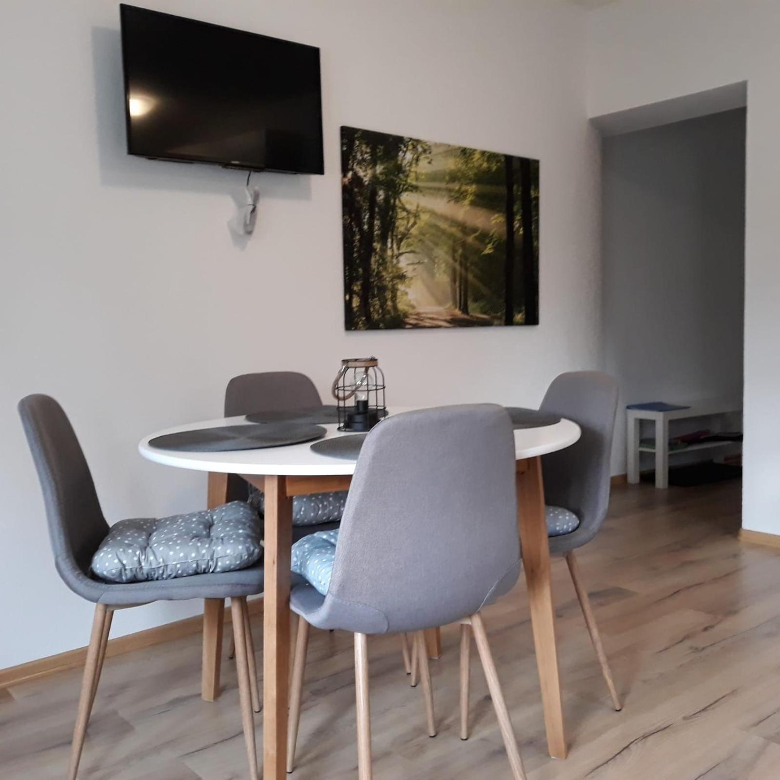 Apartment with Mountain View - Photo 16