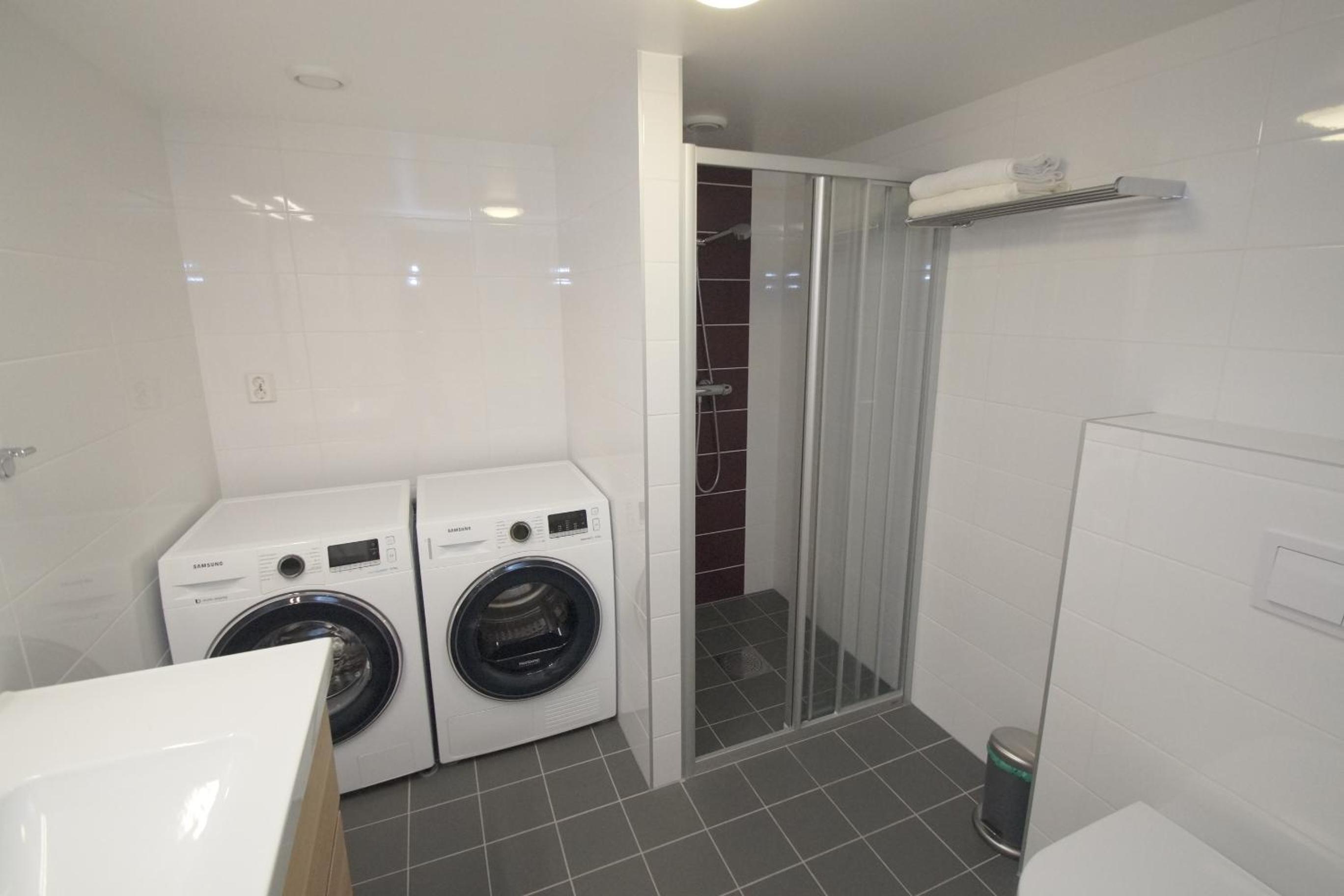 Double Room - Photo 9