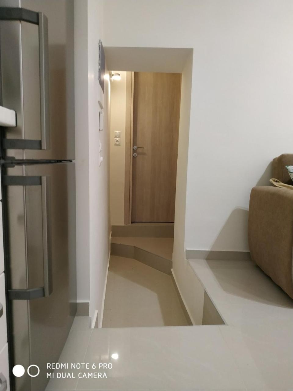 One-Bedroom Apartment photo 3