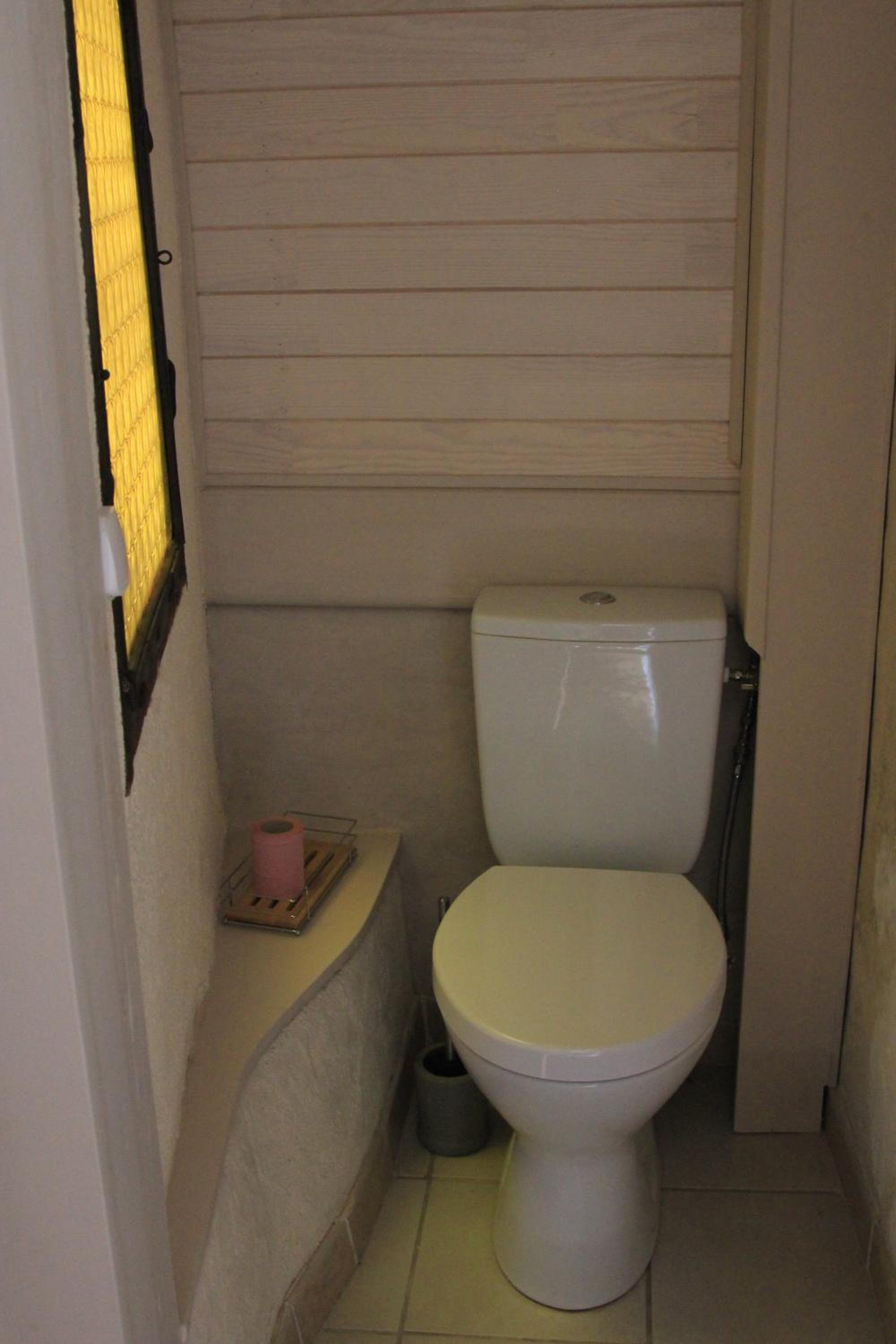 Triple Room with Private Bathroom - Photo 11