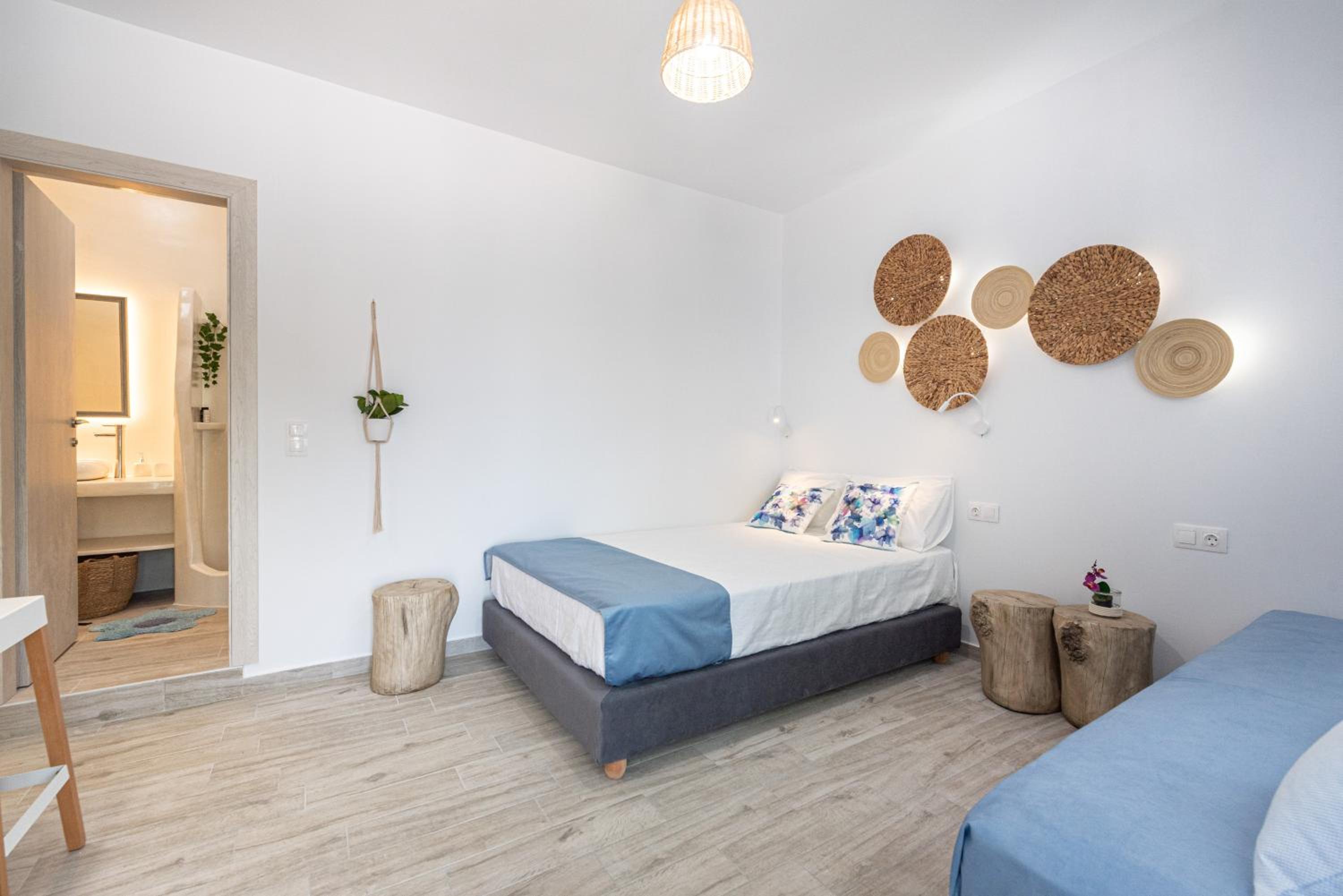 One-Bedroom House photo 3