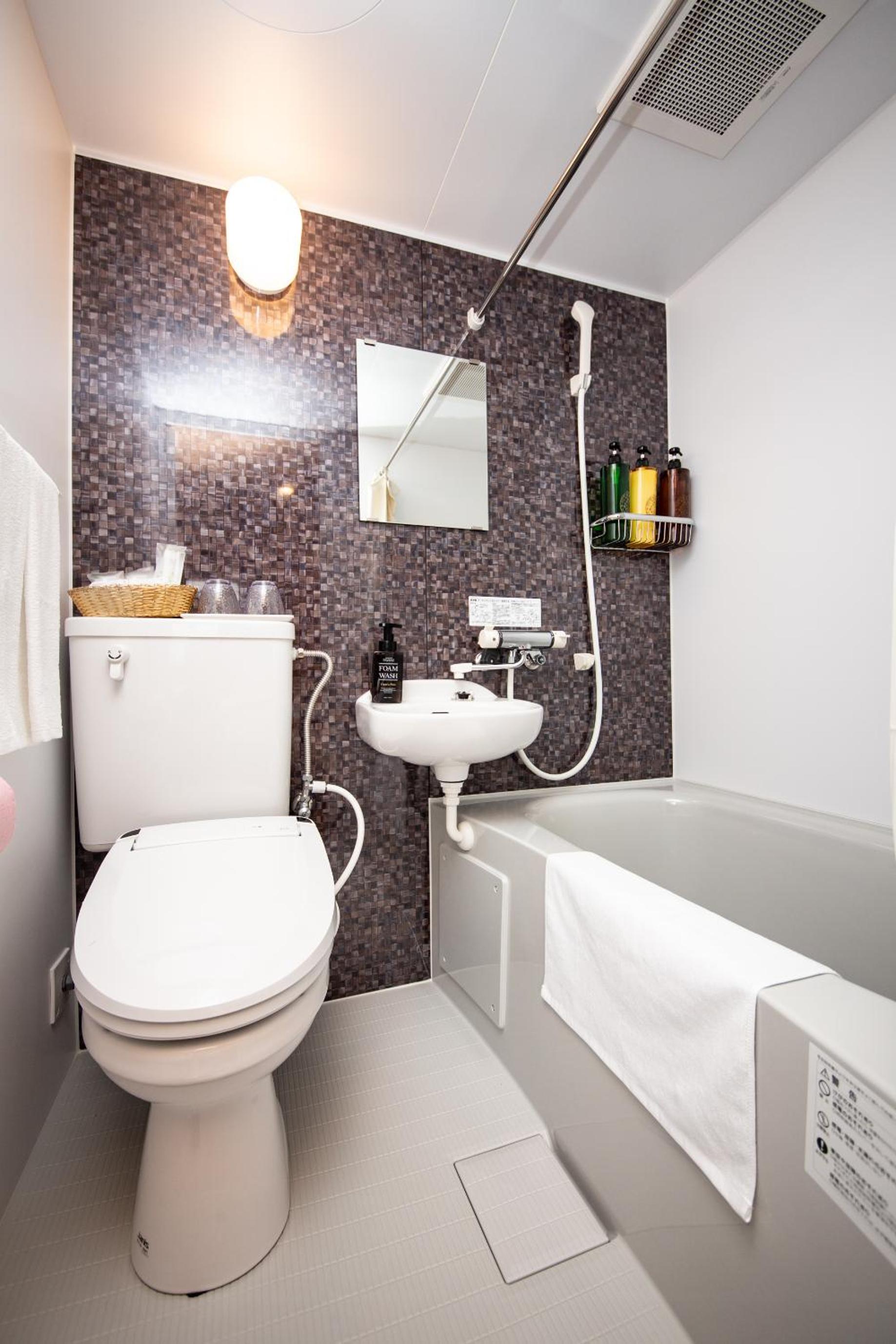 Standard Twin Room - Photo 3