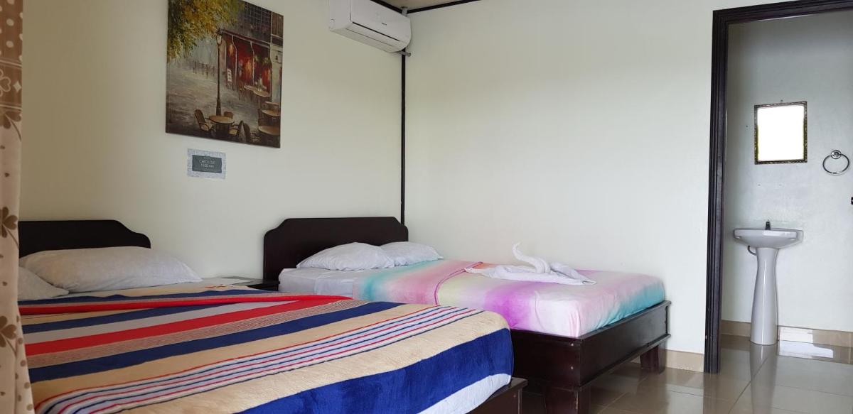 Basic Triple Room photo 1