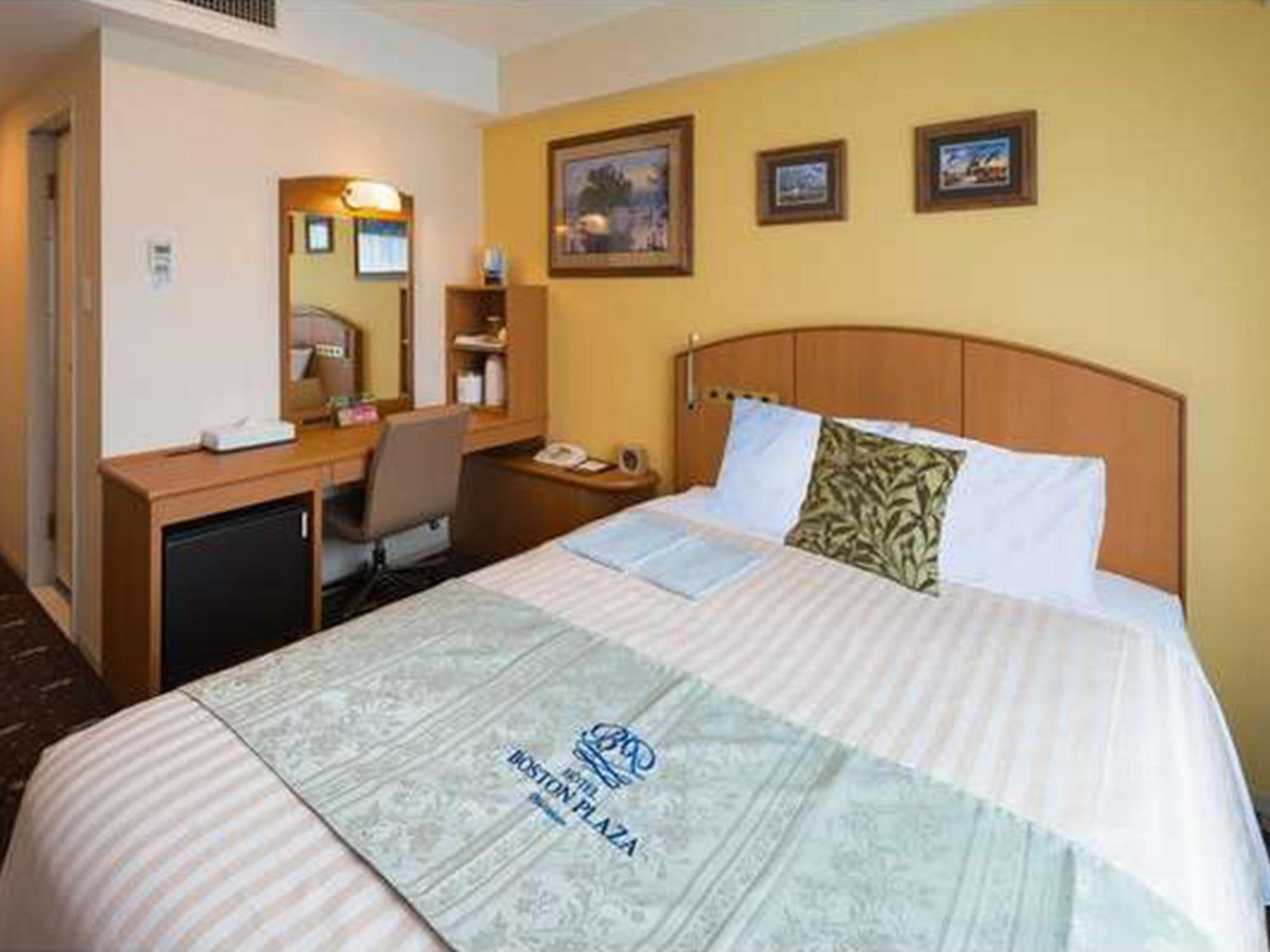 Double Room with Small Double Bed - Non-Smoking photo 1
