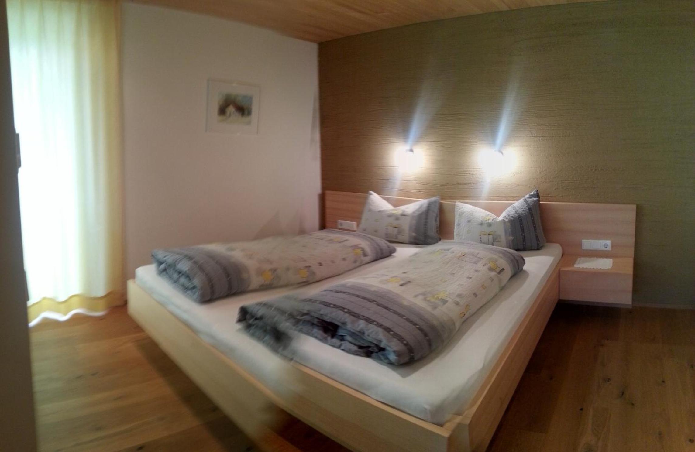 Two-Bedroom Apartment with Balcony photo 2