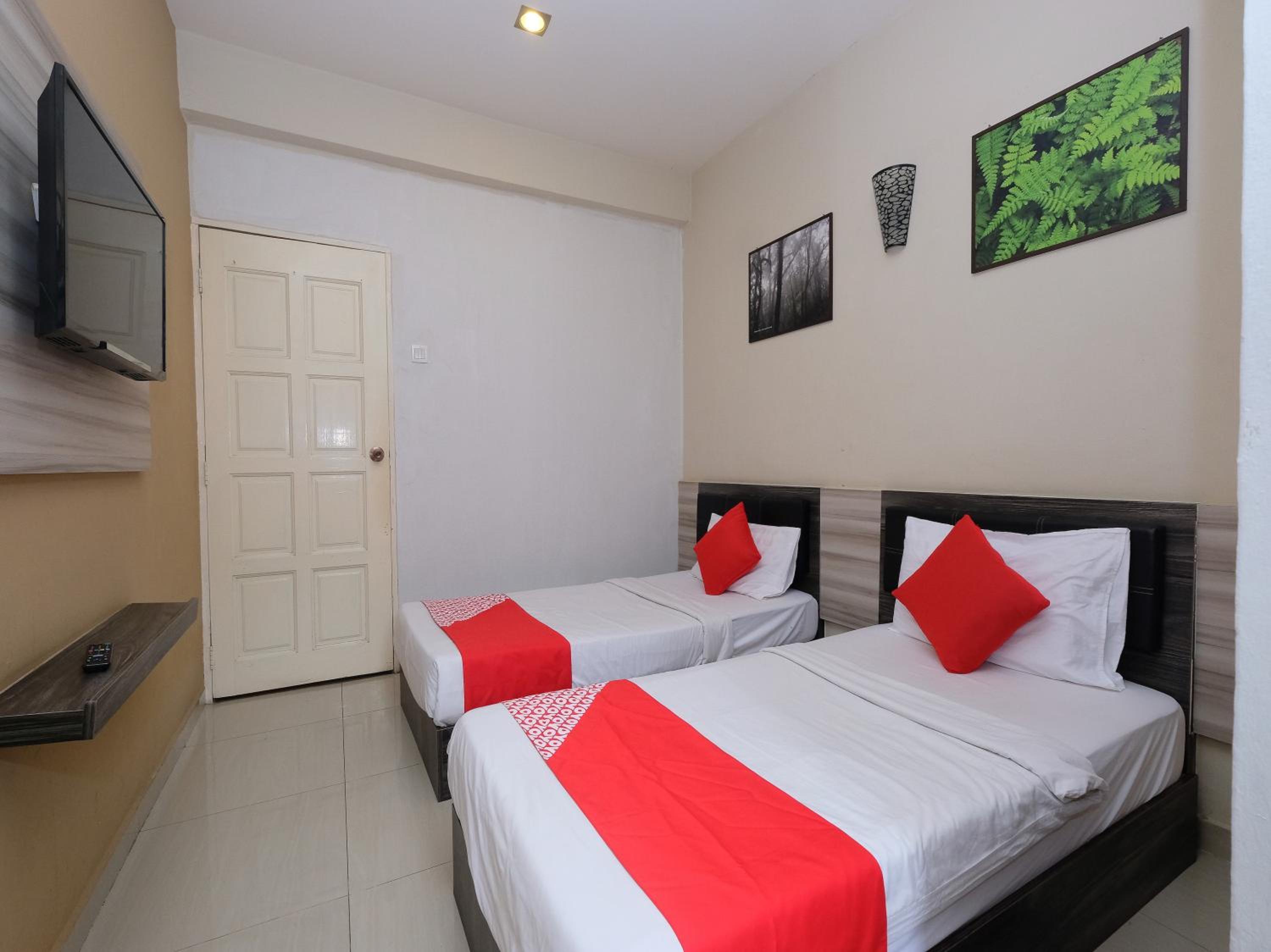 Standard Twin Room photo 1