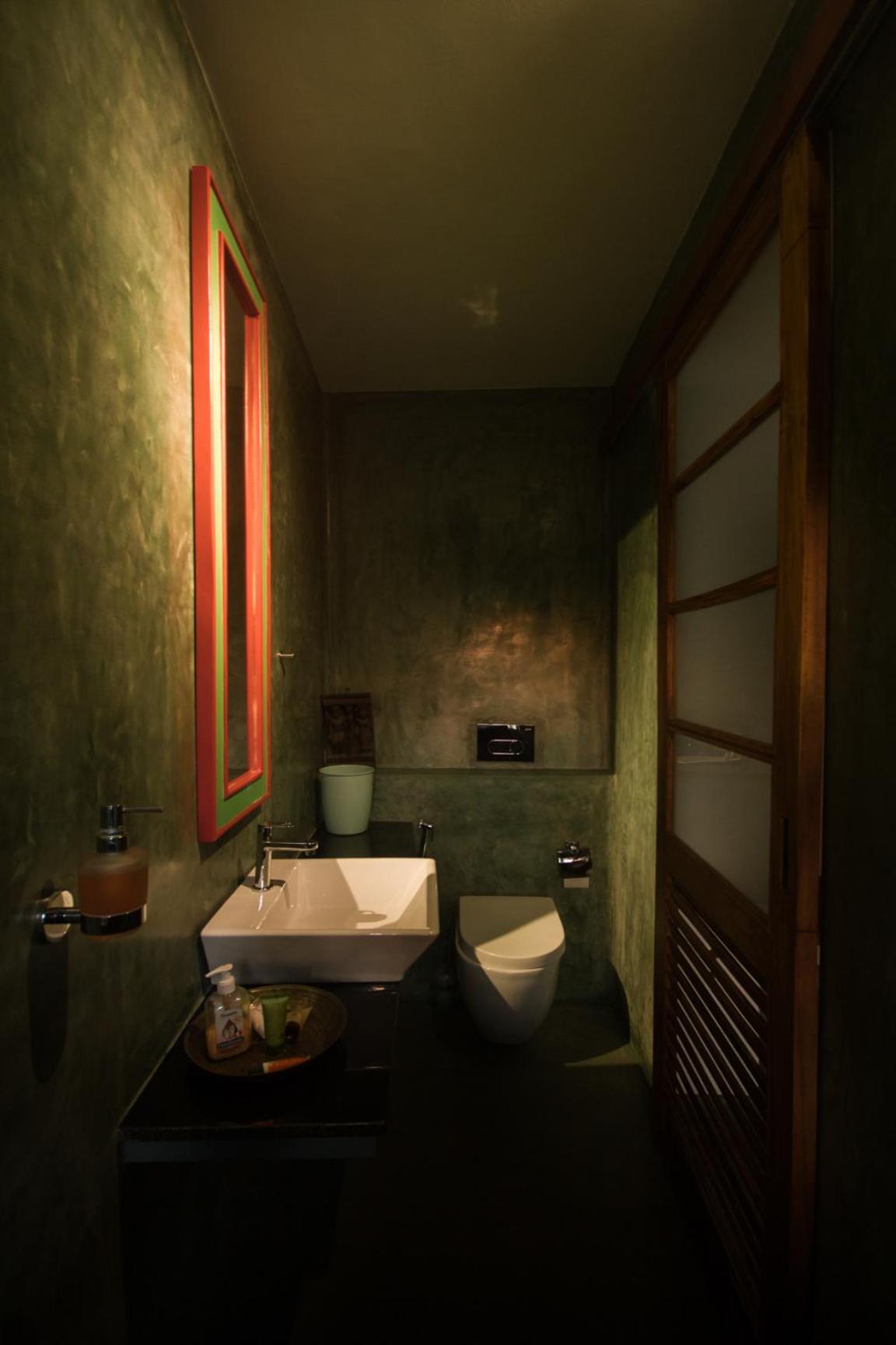 Deluxe Double Room with Balcony photo 2