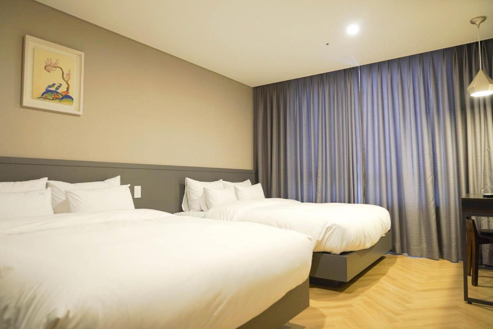 King Room with Two King Beds