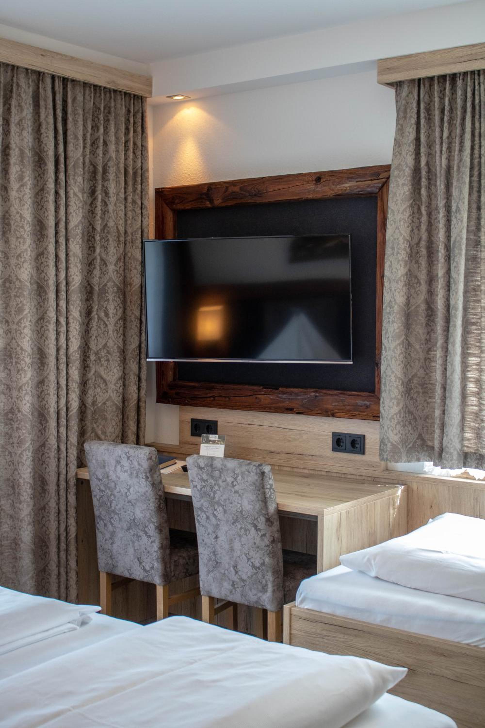 Classic Quadruple Room photo 1