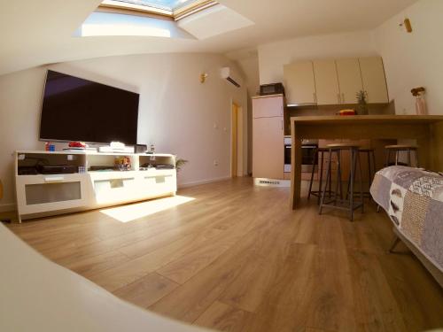Two-Bedroom Apartment photo 3