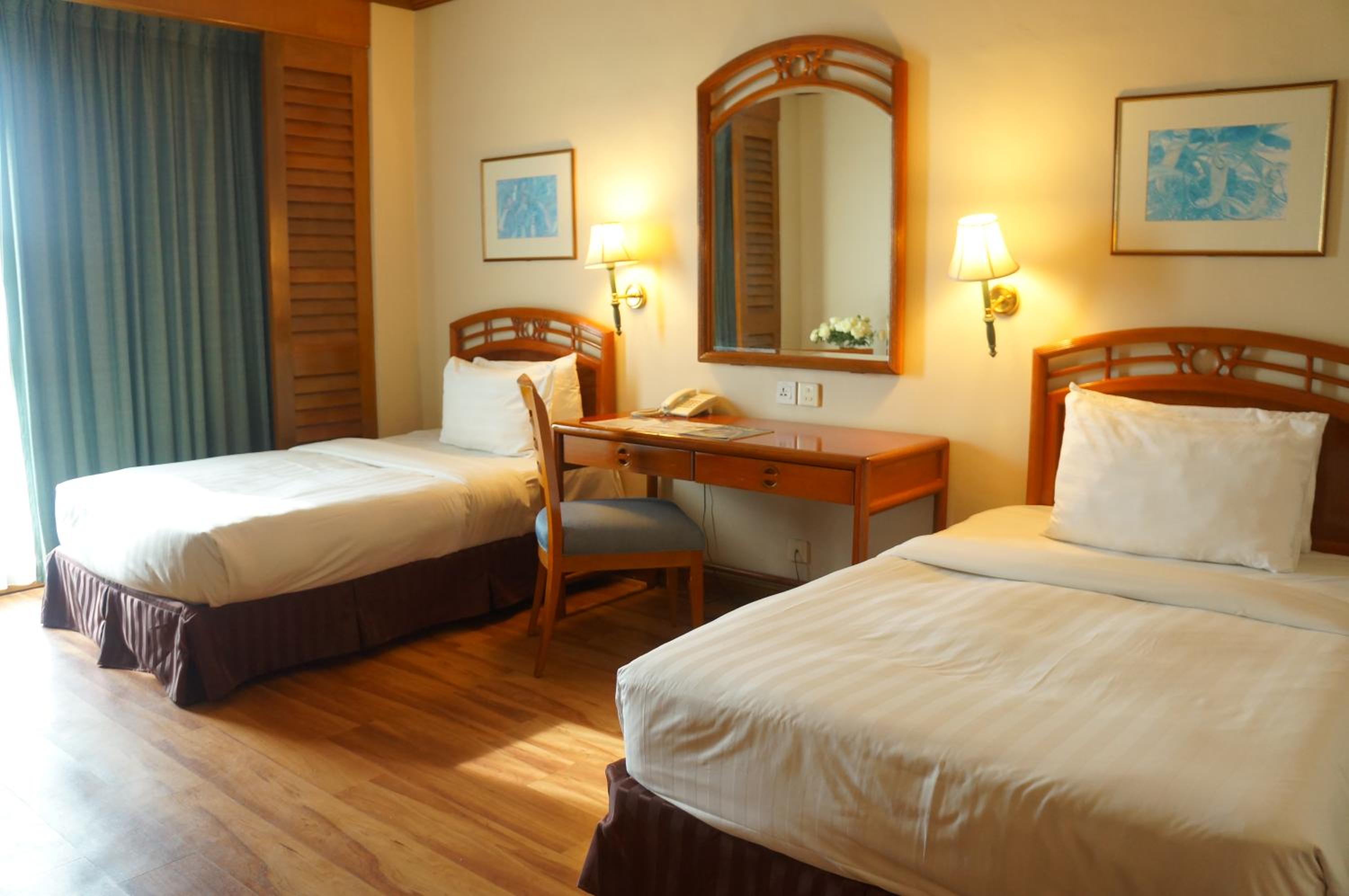 Superior Double or Twin Room - Photo 10