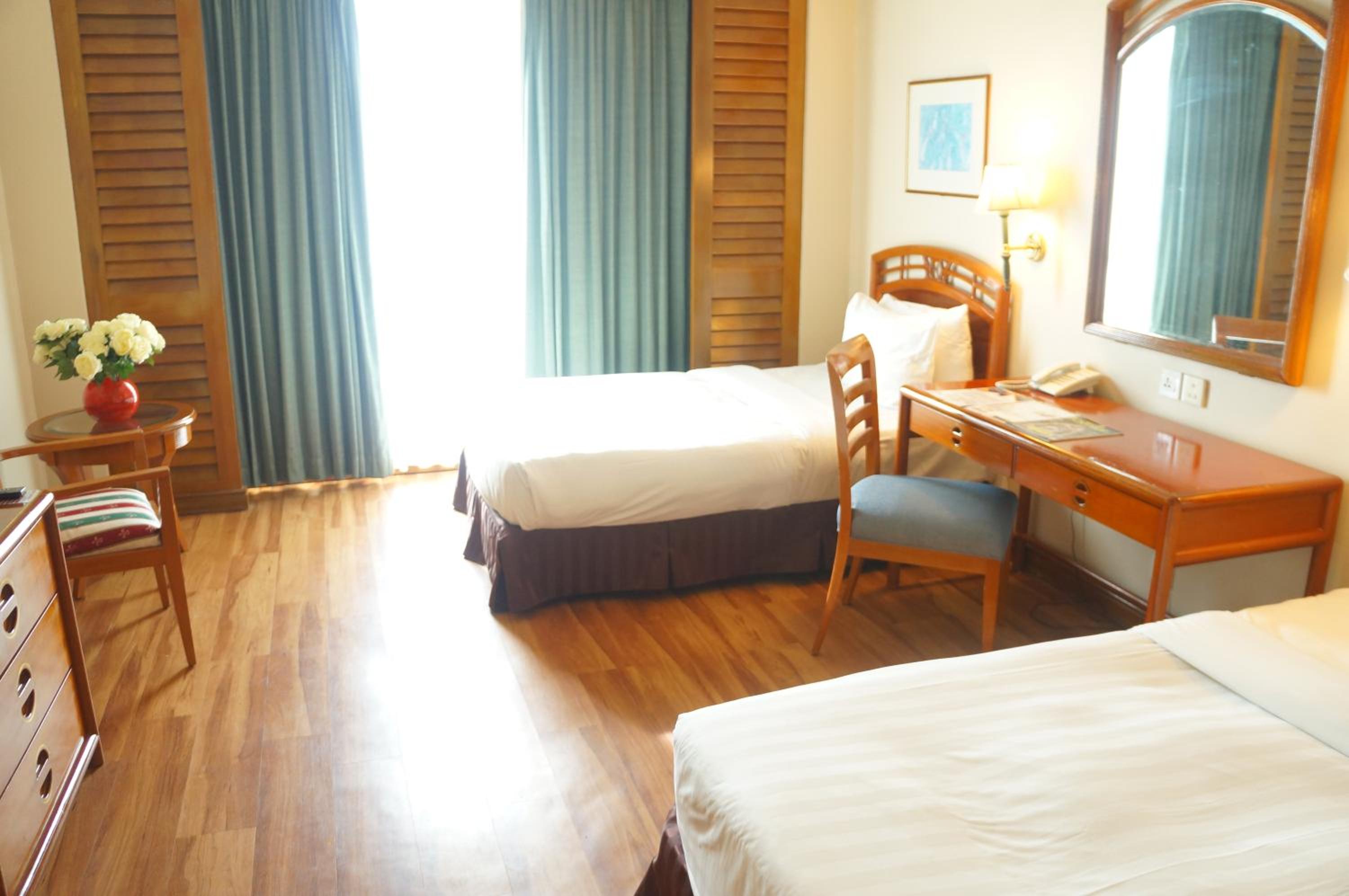 Superior Double or Twin Room - Photo 11