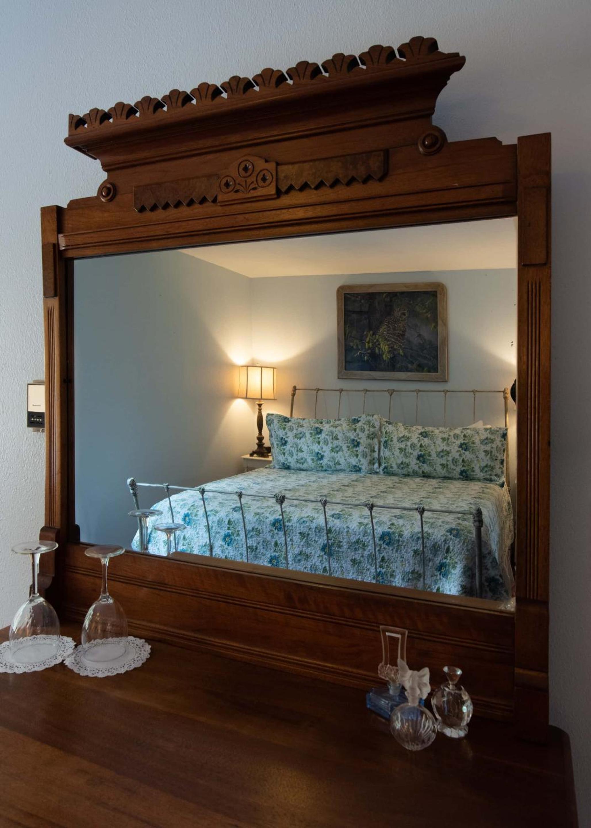 Junior Suite with Garden View