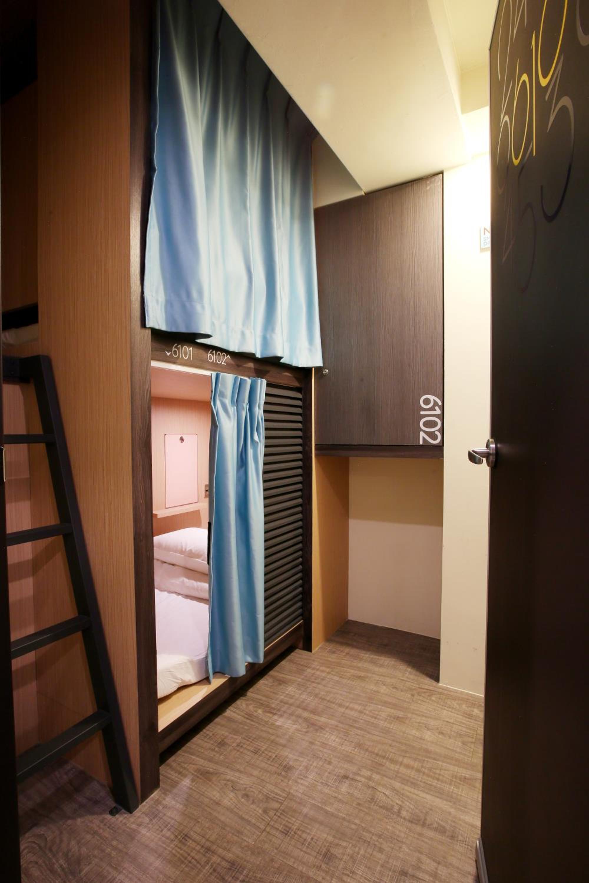 Bunk Bed in 2-Bed Mixed Dormitory Room photo 1