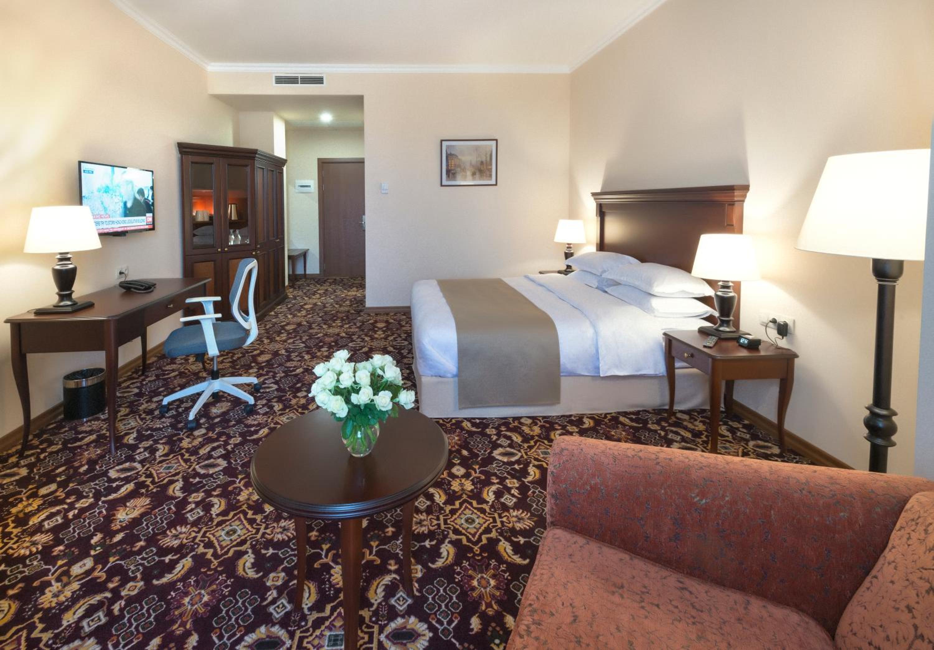 Standard Suite
