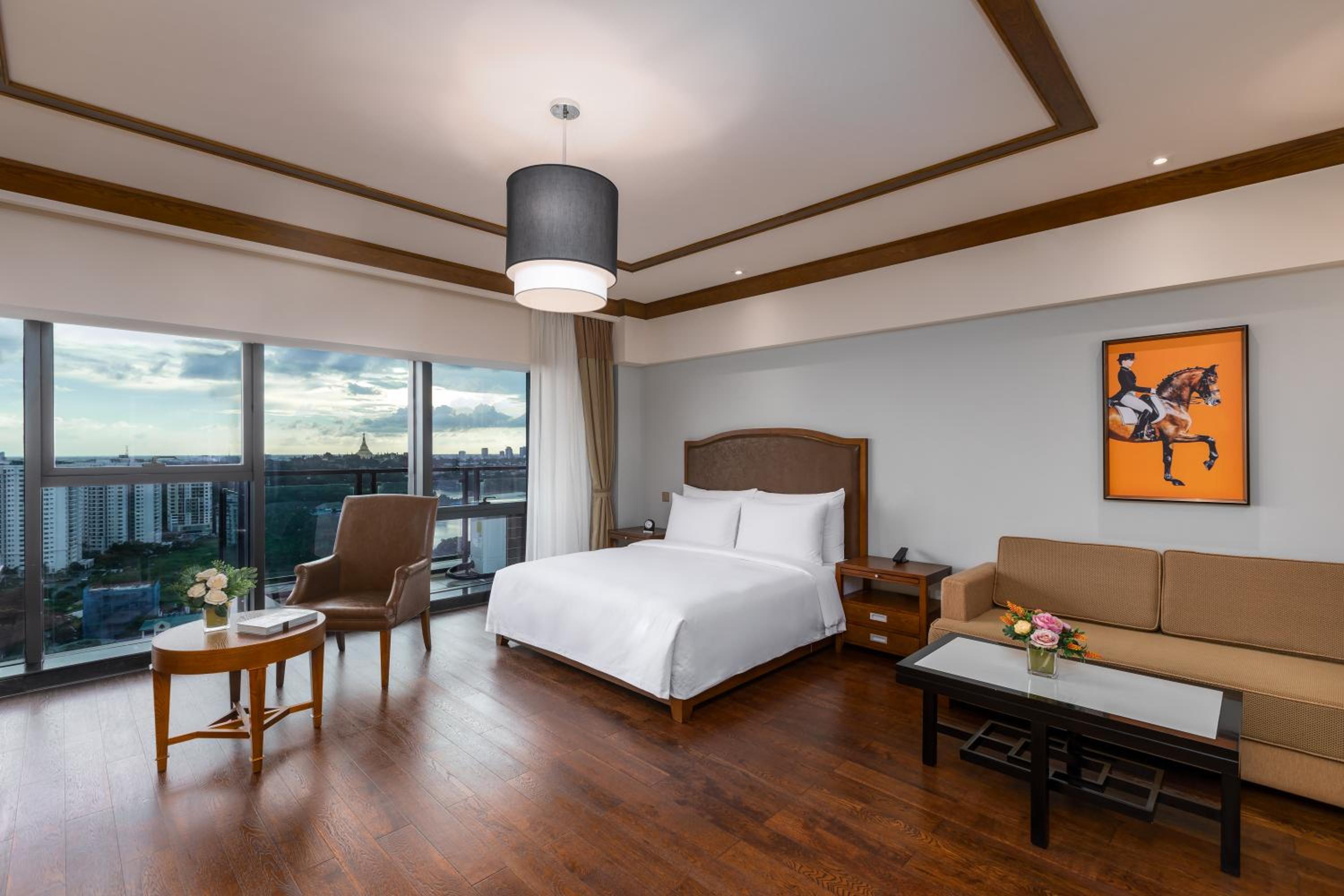 Studio Room with Shwedagon Pagoda View - Photo 20