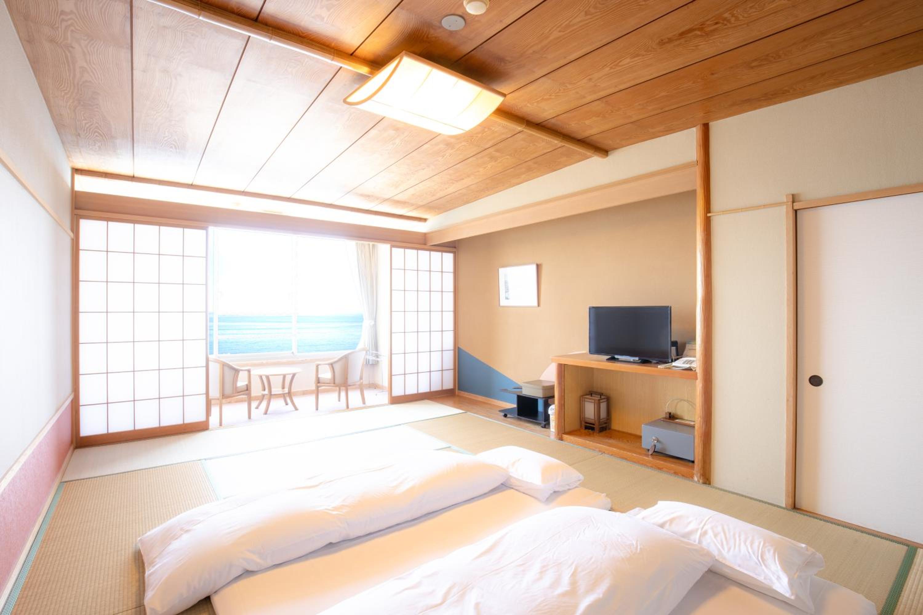 Japanese-Style Room Ocean side（16㎡） - Non-Smoking photo 2