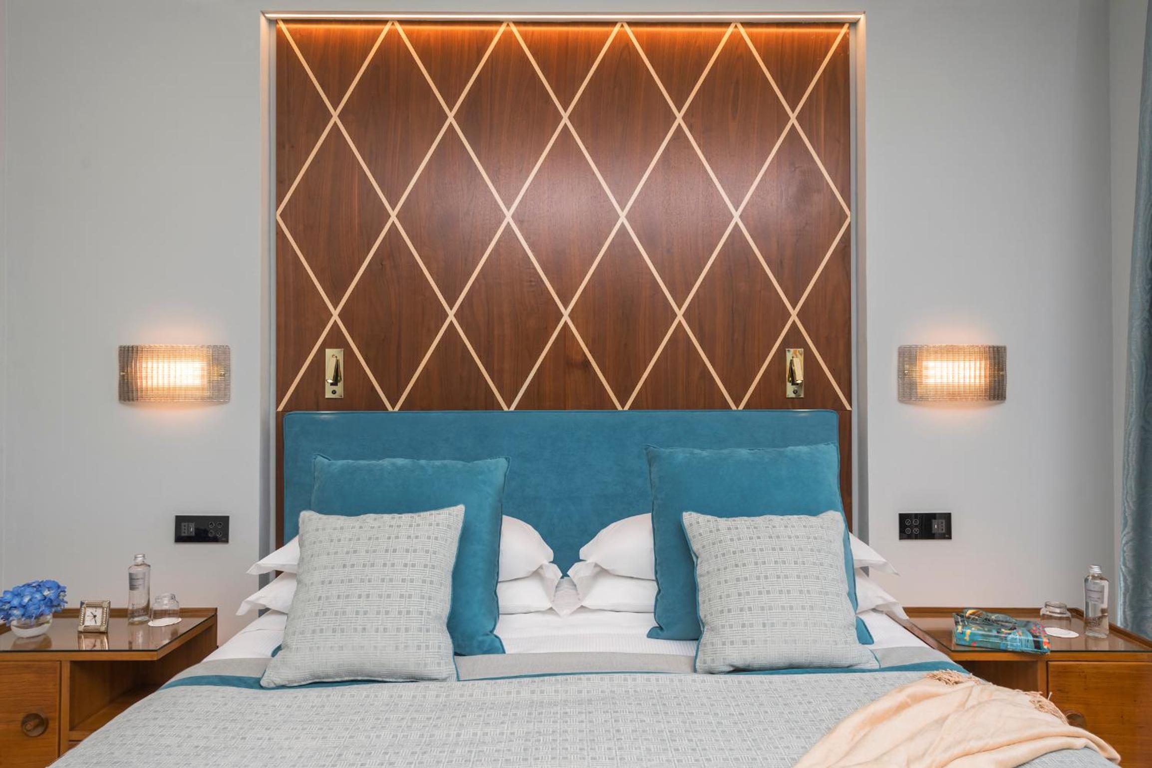 Premium Deluxe Double or Twin Room