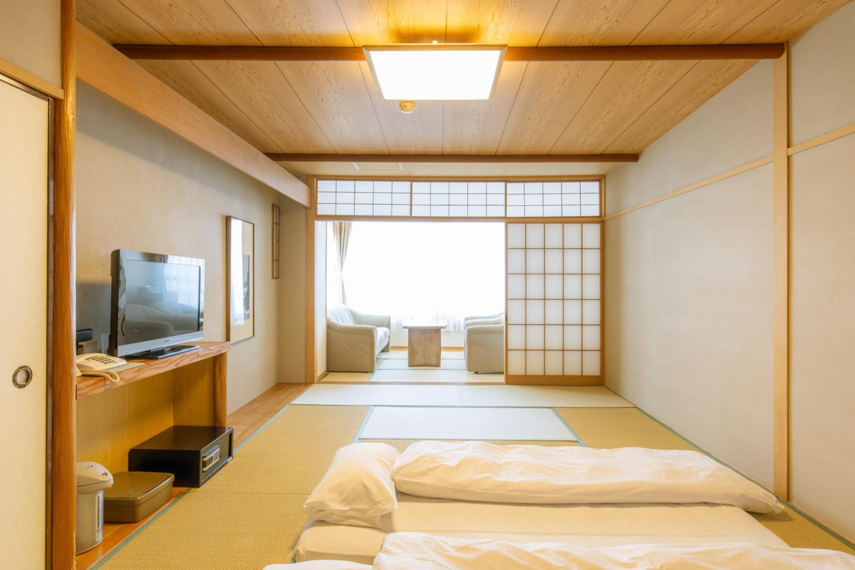 Japanese-Style Room City Side - Non-Smoking photo 1