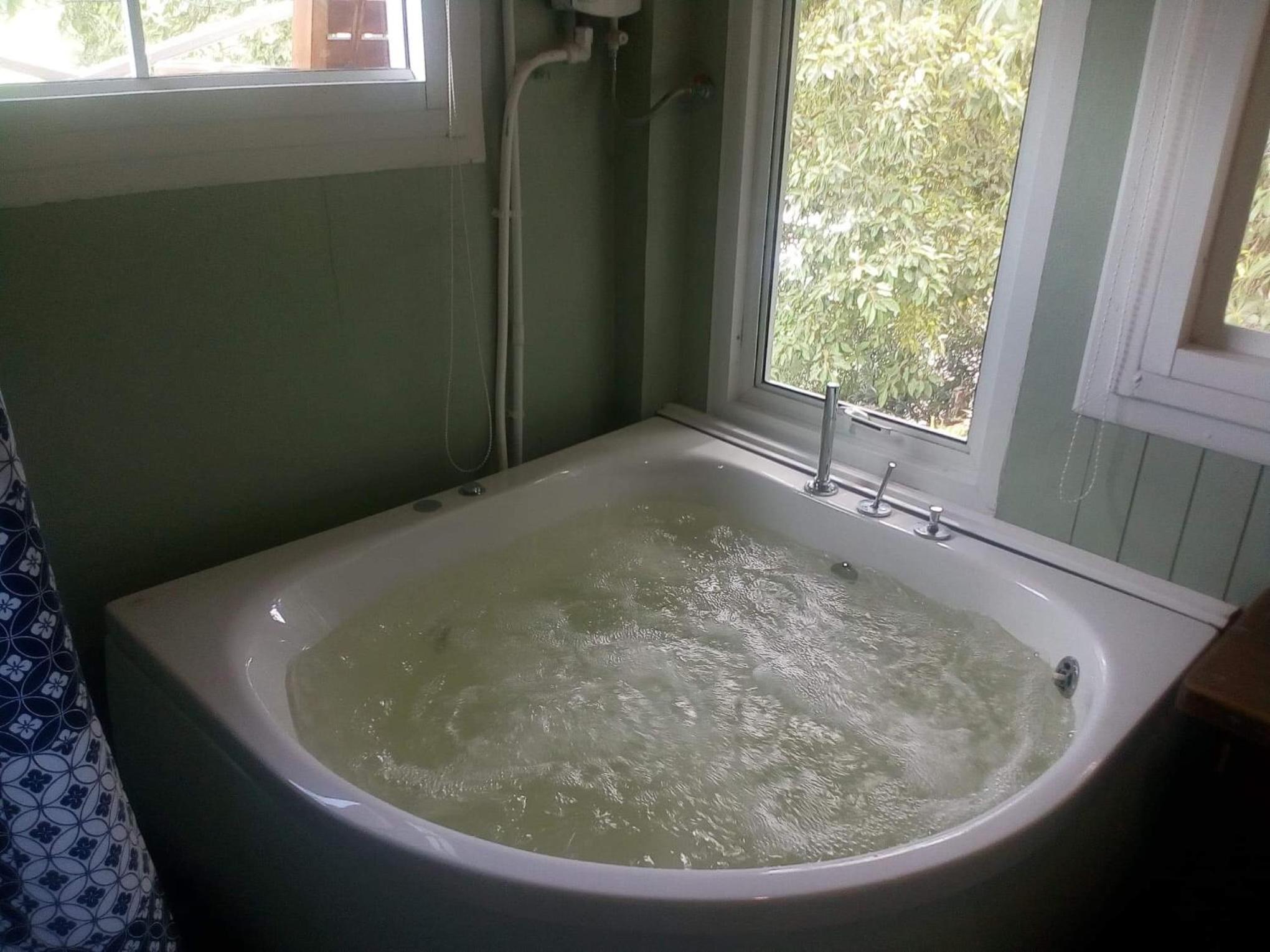 Junior Suite with Pool View - Photo 13