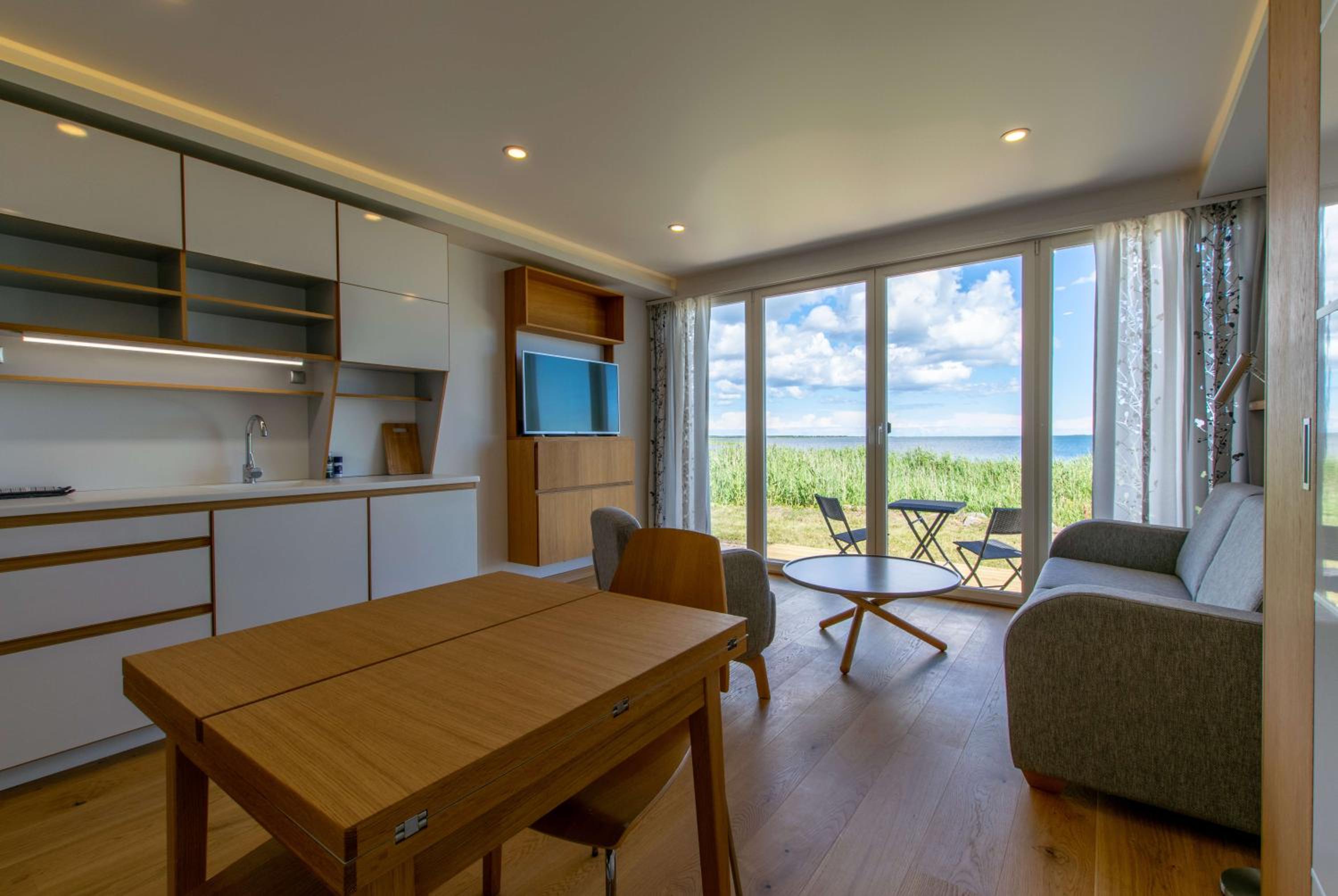 Deluxe Apartment with Sea View photo 1