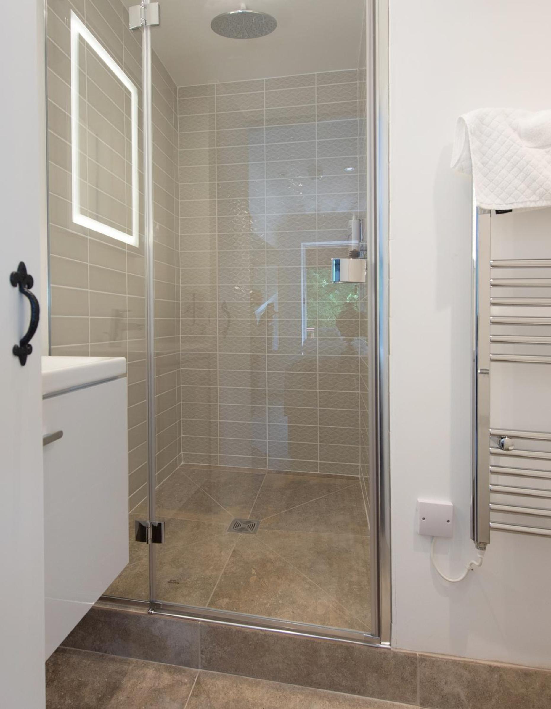 Deluxe Double Room with Balcony photo 3