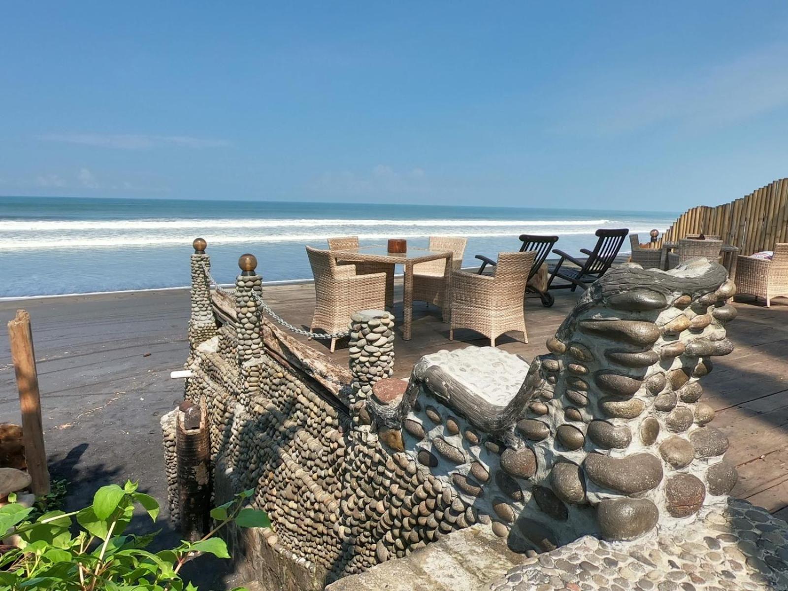 One-Bedroom Villa - Photo 10