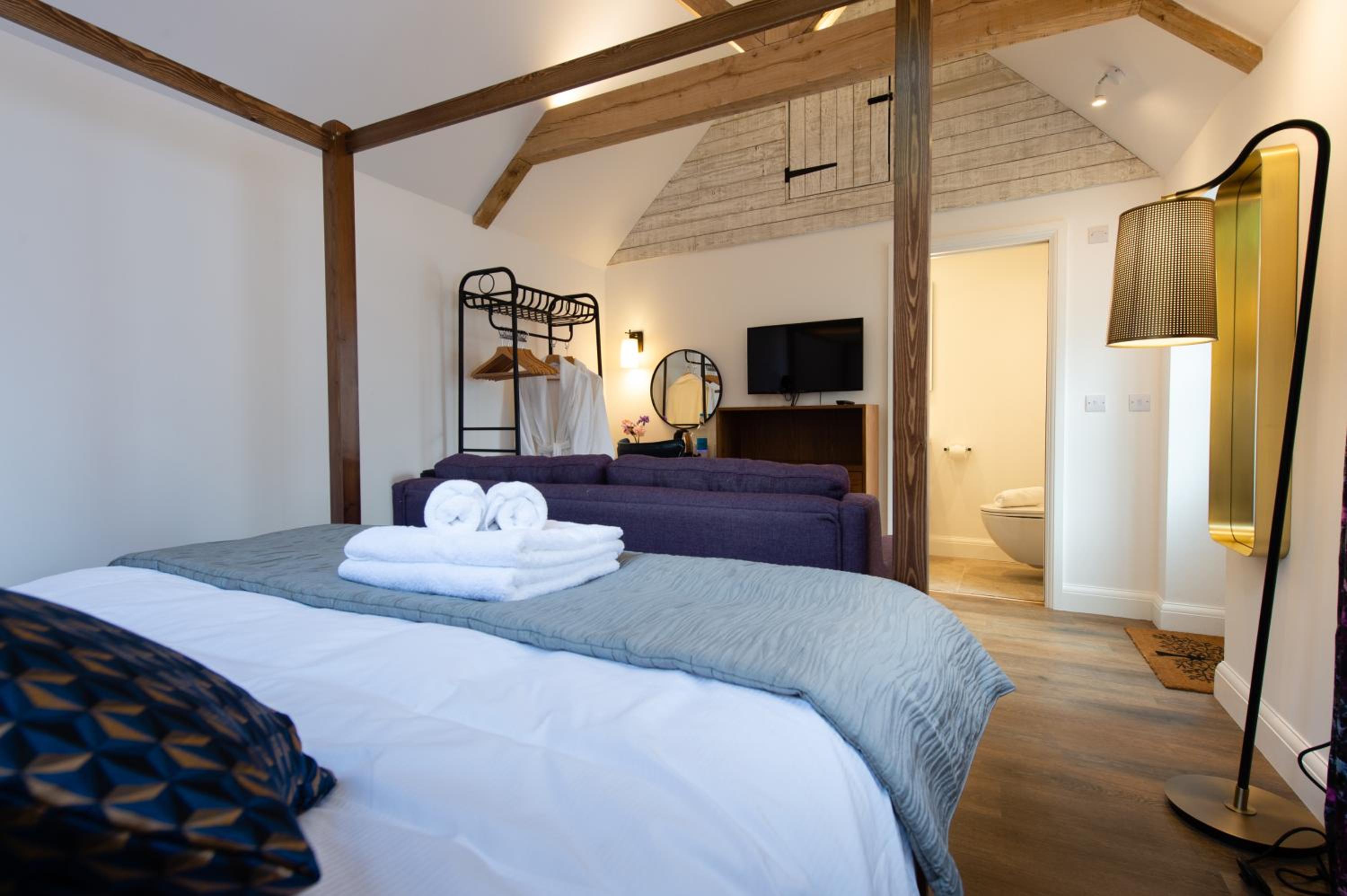 Deluxe Double Room - Photo 7